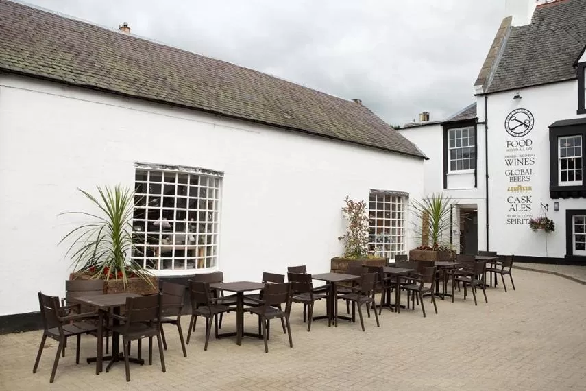 Garden in The Cross Keys