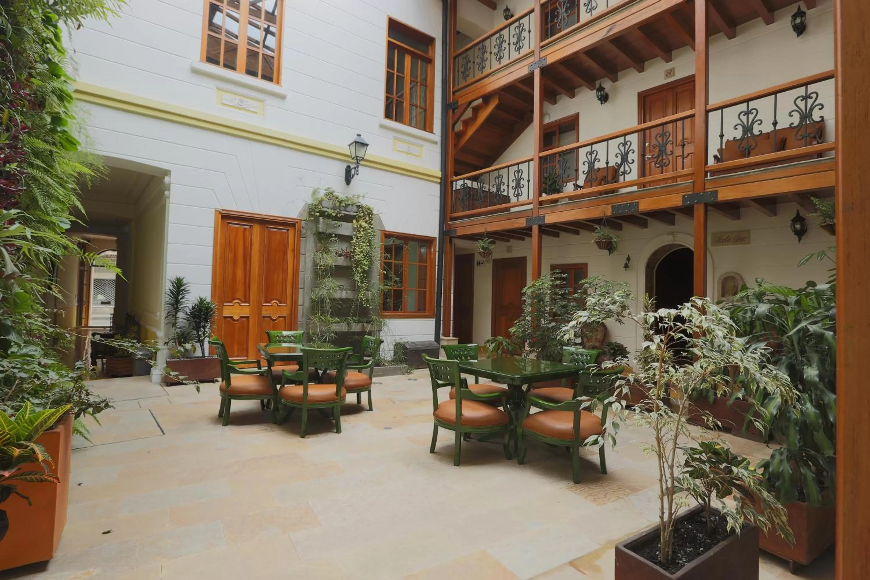 Patio in Hotel Santa Lucia Boutique Spa