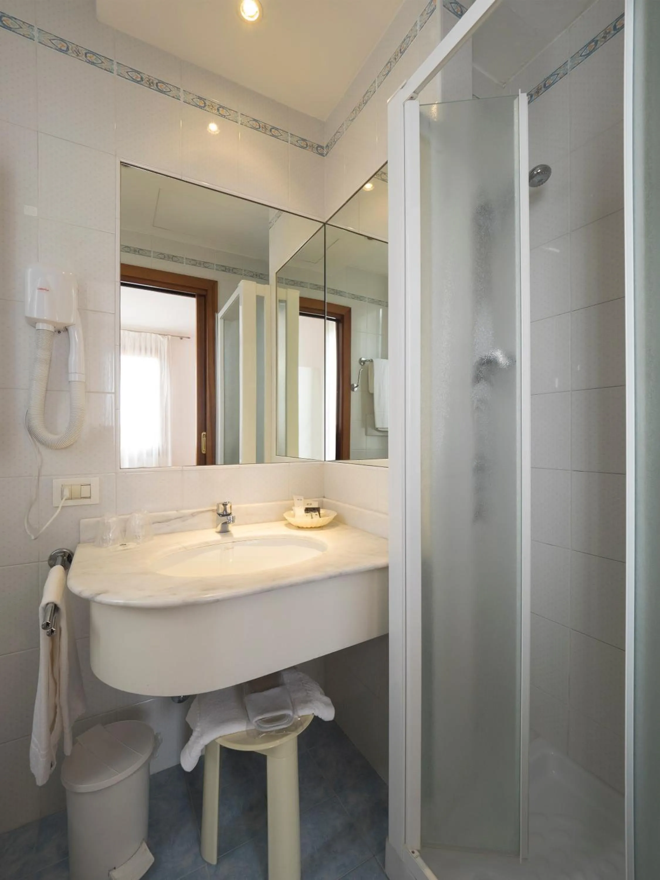 Shower in Hotel Villa Braida