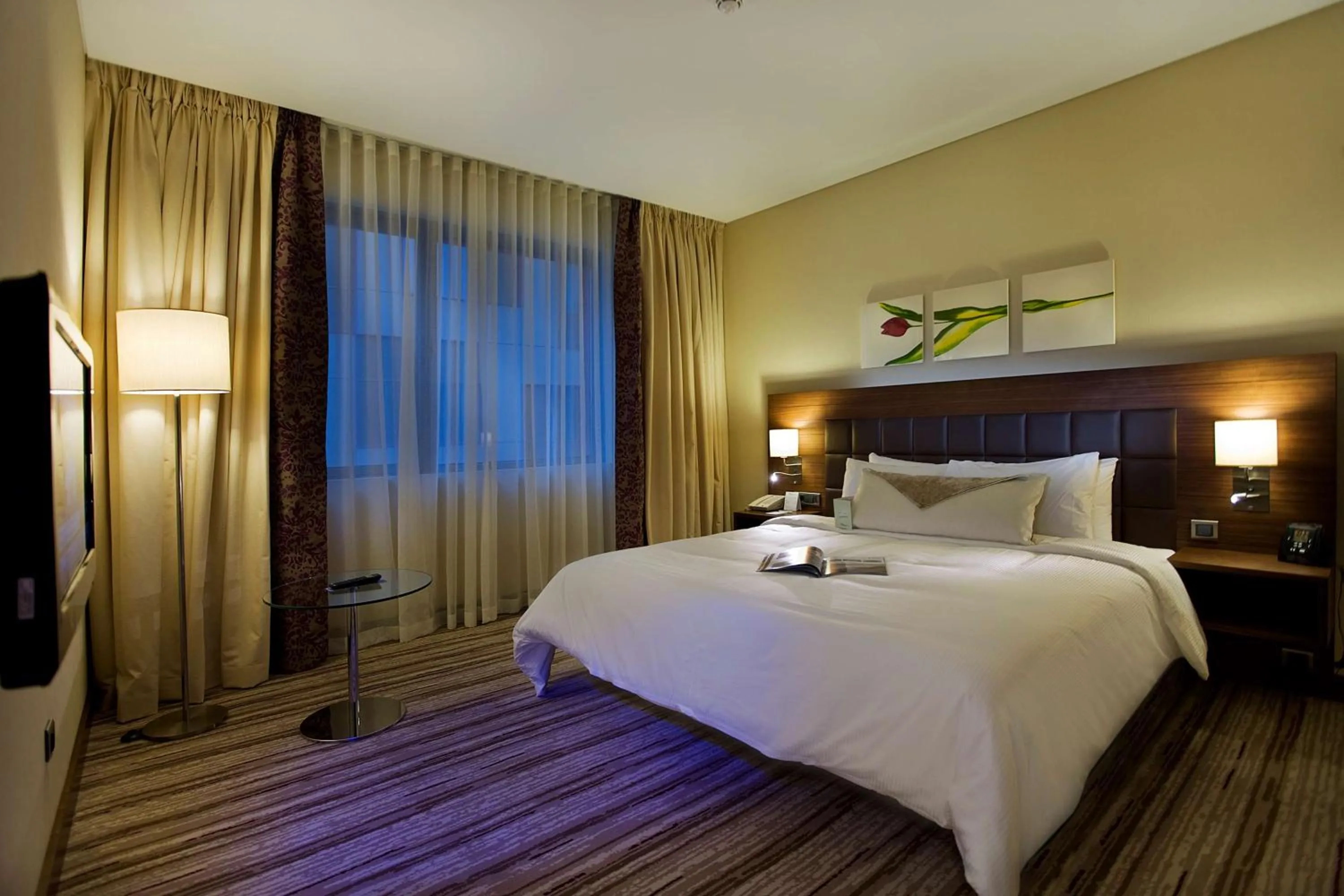 Bedroom, Bed in Hilton Garden Inn Kutahya