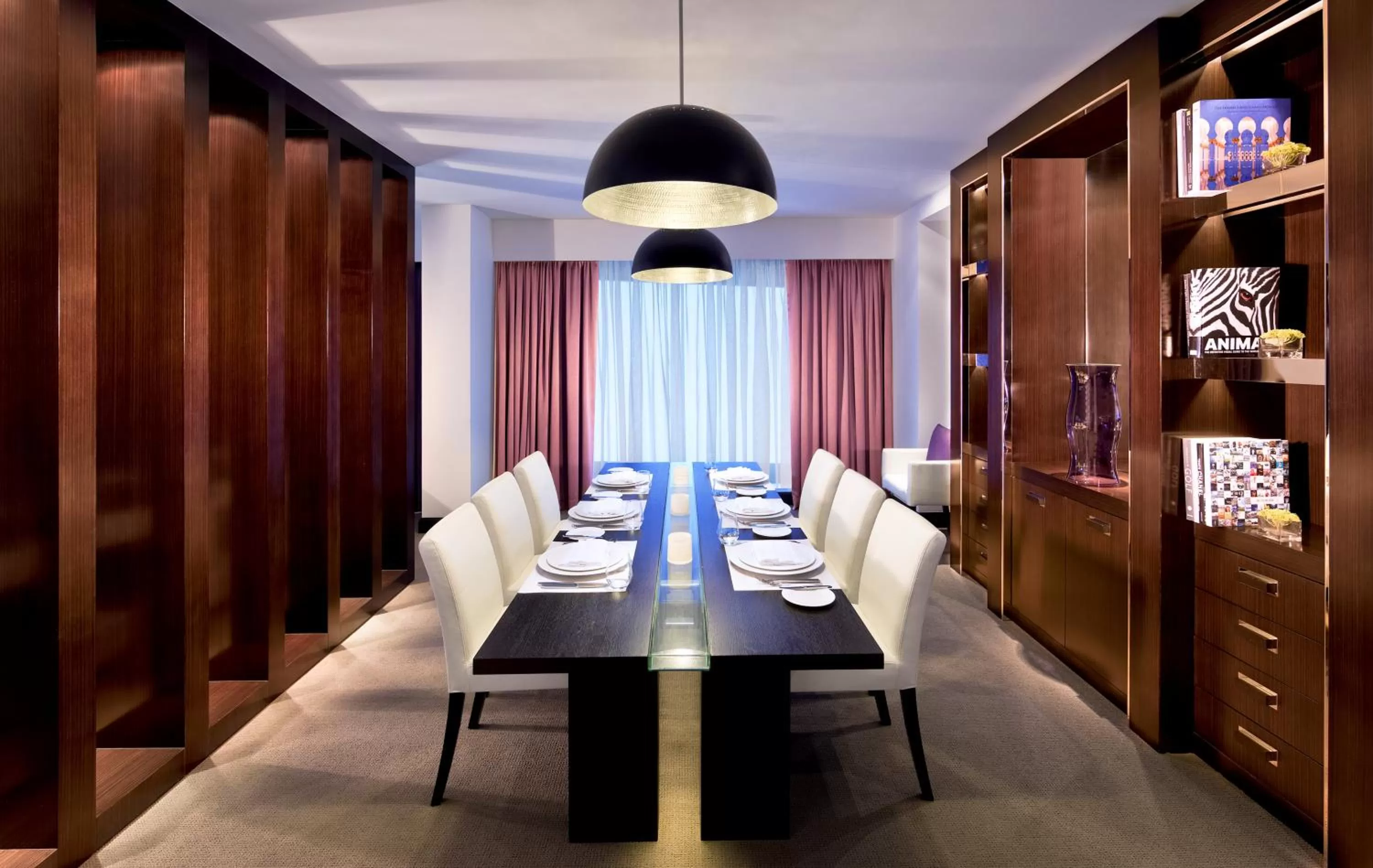 Living room in Pullman Dubai Creek City Centre