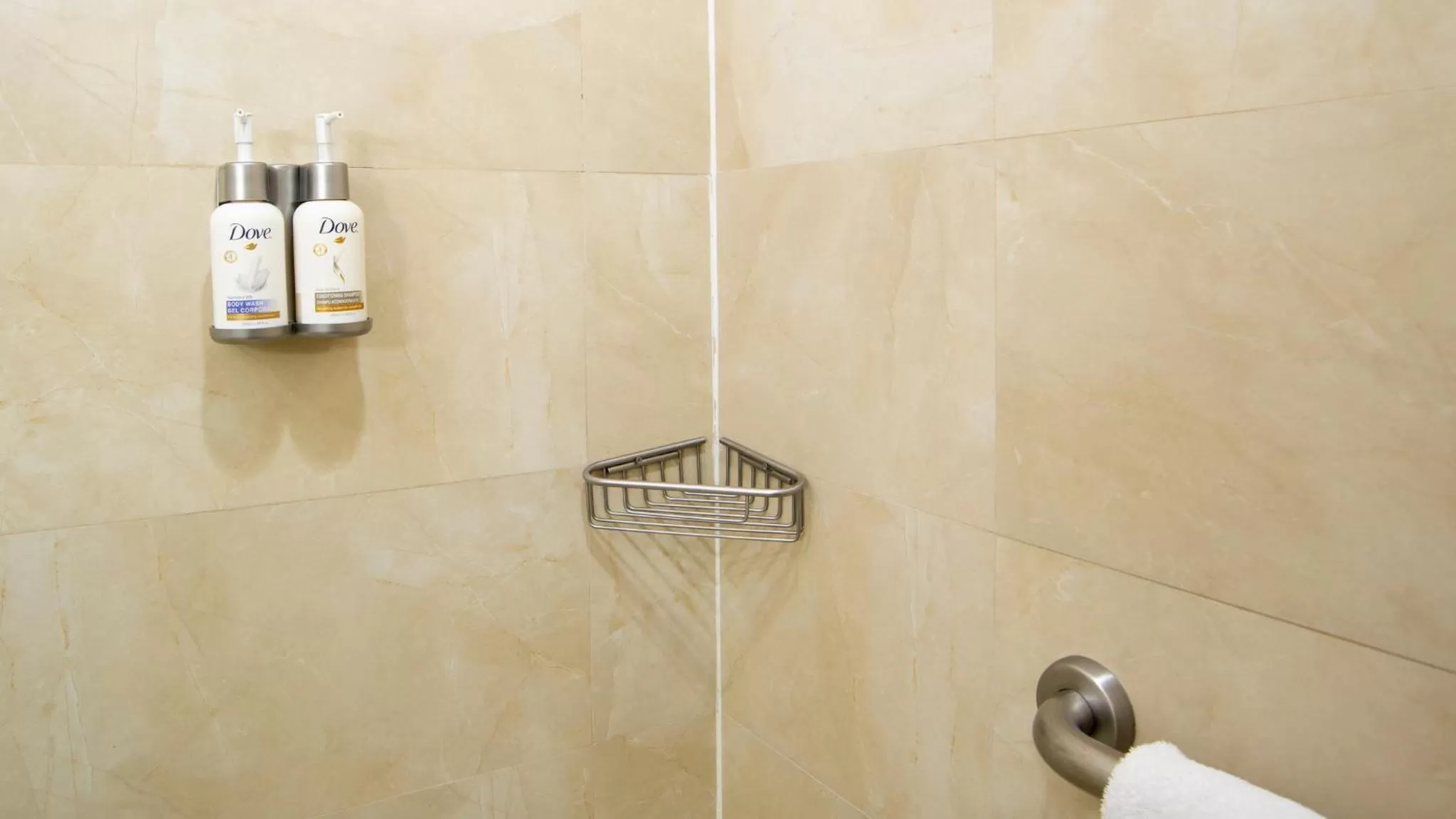 Photo of the whole room in Holiday Inn Express Xalapa by IHG