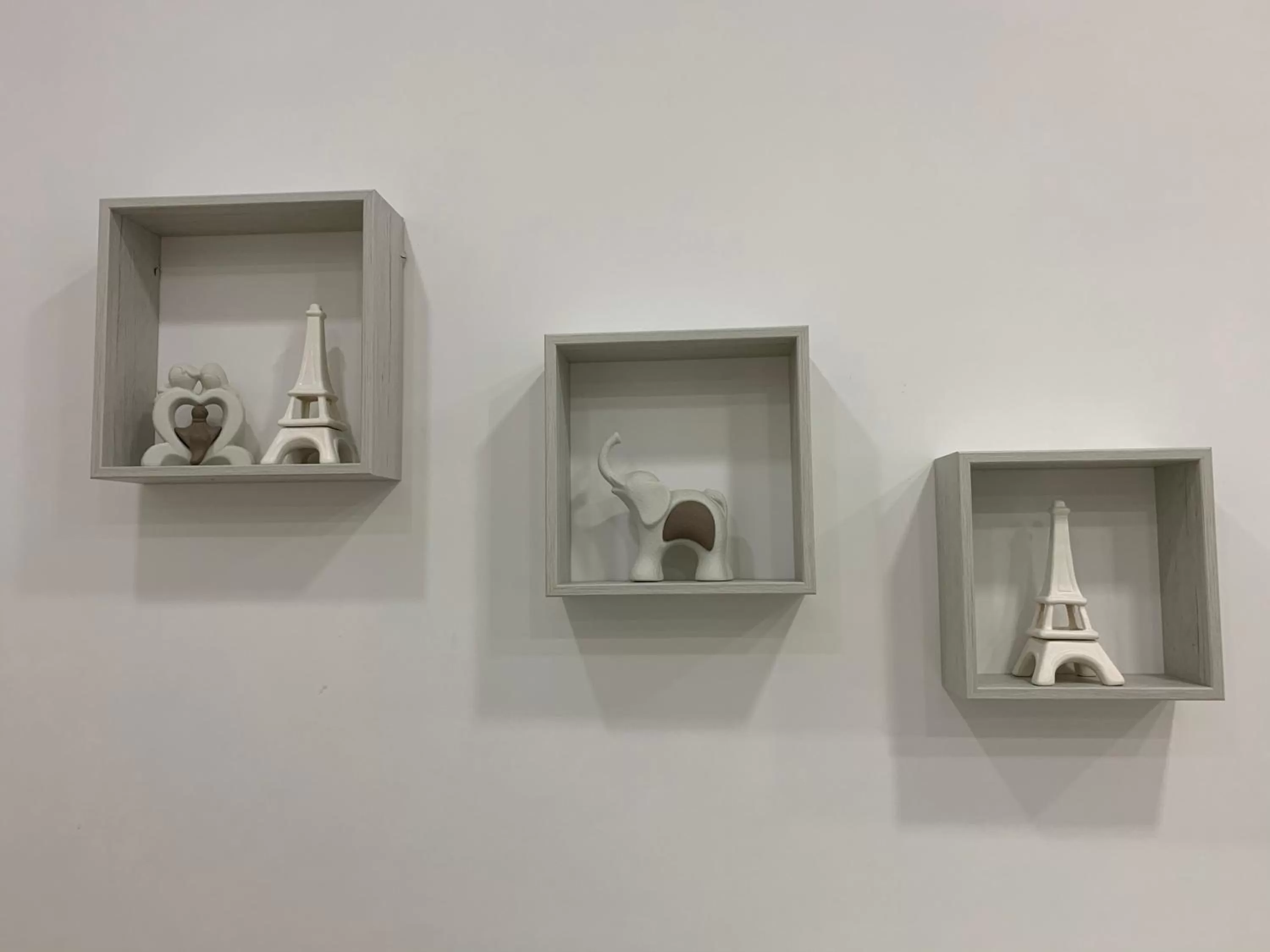 Communal lounge/ TV room, TV/Entertainment Center in La Rosa del Vesuvio