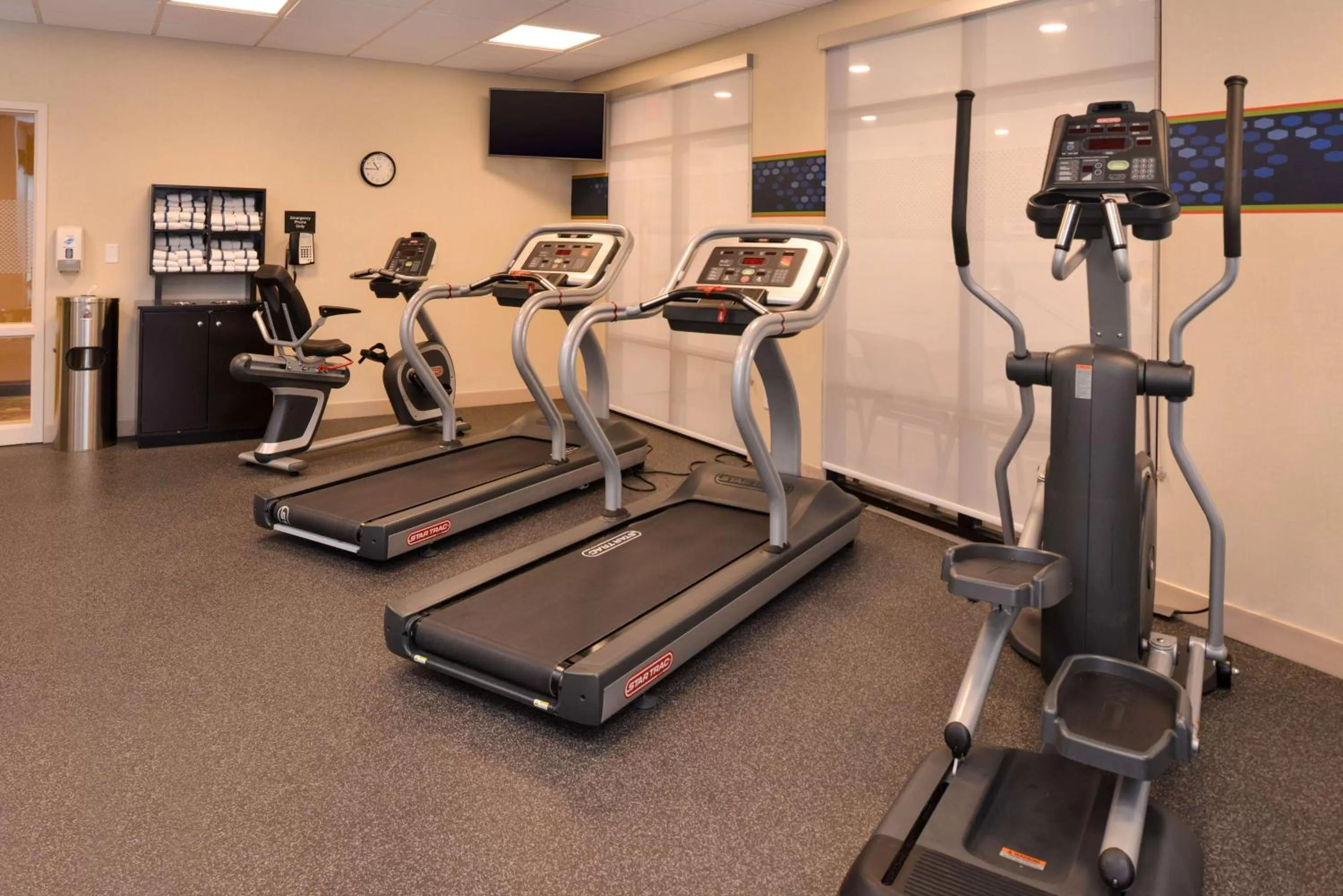 Fitness centre/facilities in Hampton Inn Omaha Midtown-Aksarben