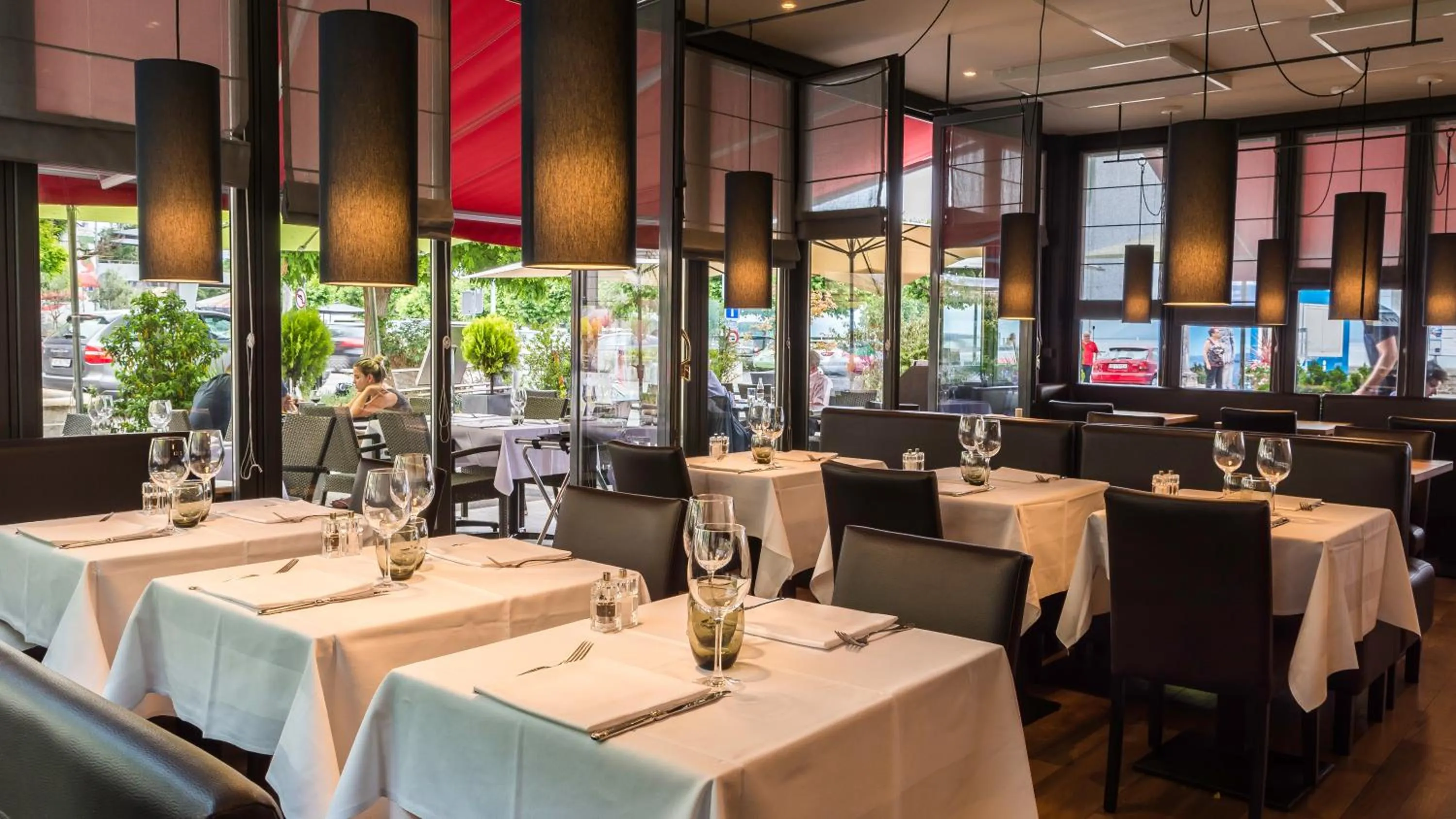 Restaurant/places to eat in Hotel Le Rive