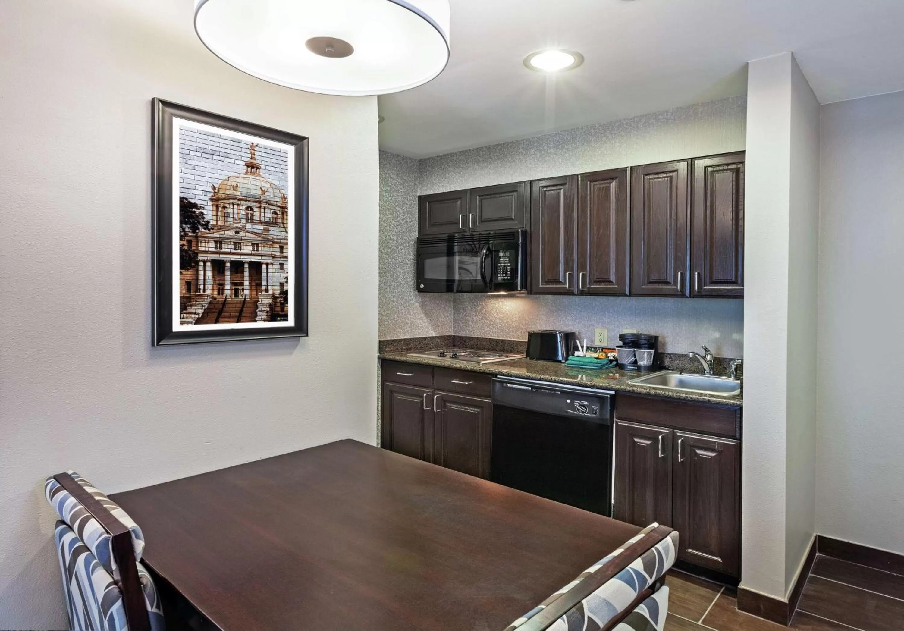 Kitchen or kitchenette in Homewood Suites by Hilton Waco
