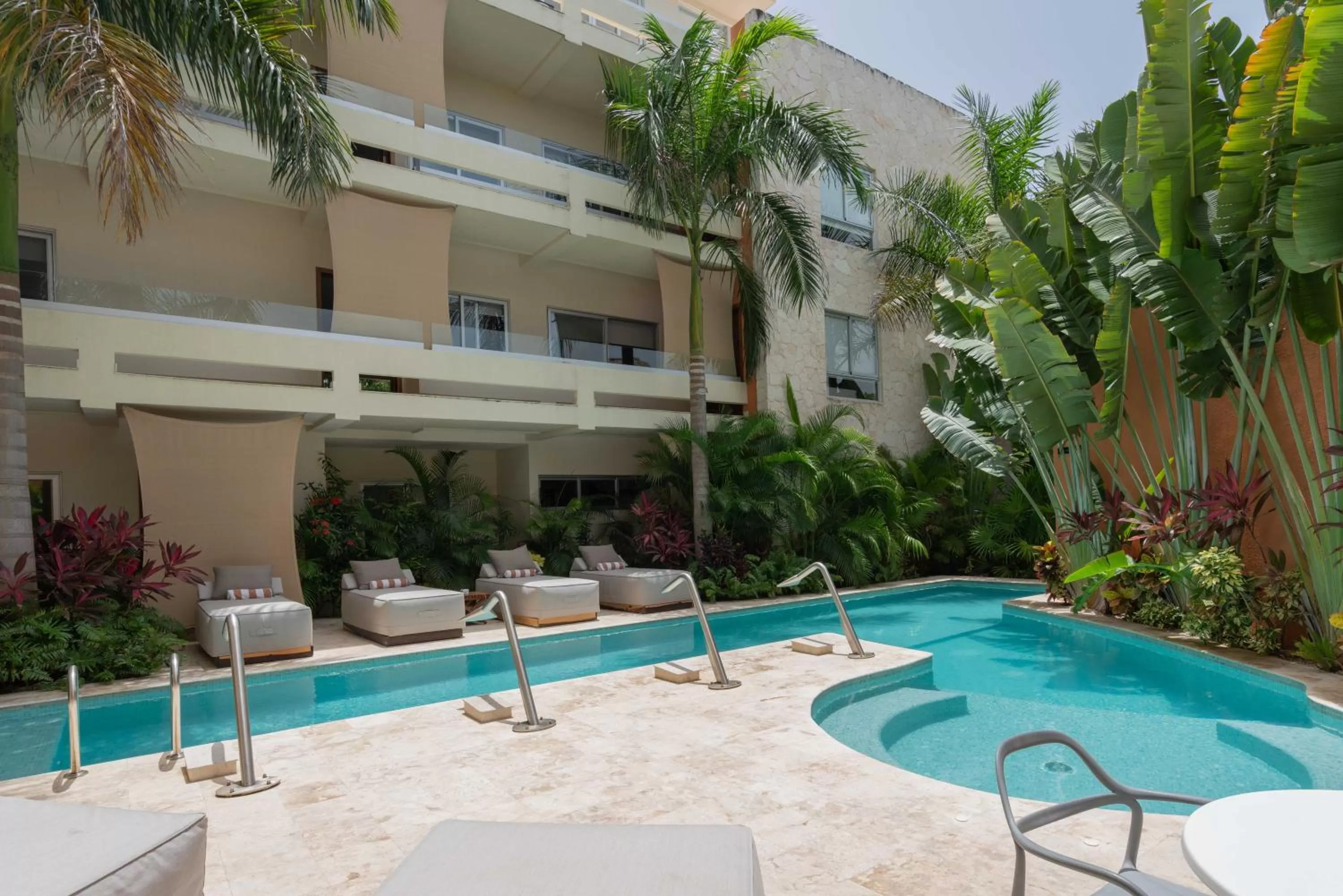 Property building in Valhalla Residences by Biwa