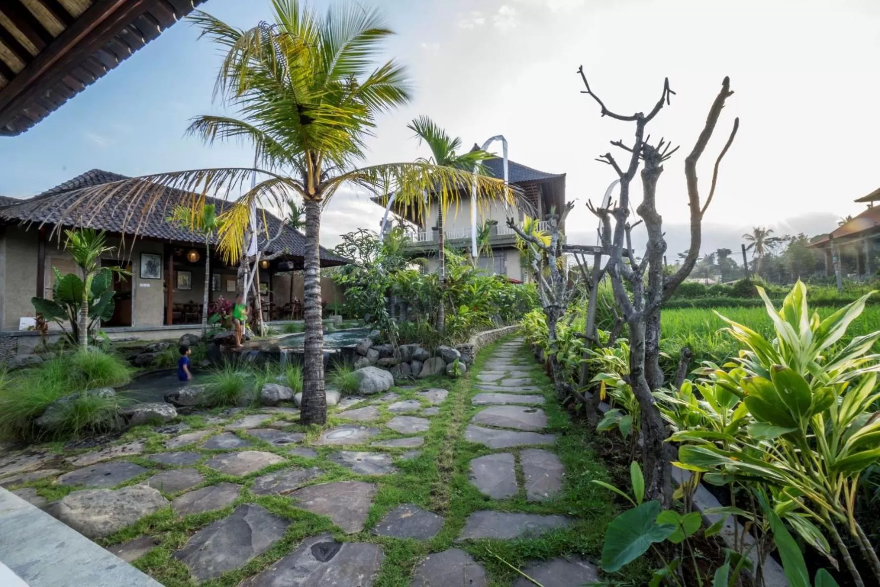Property building in Gerindem Cottages