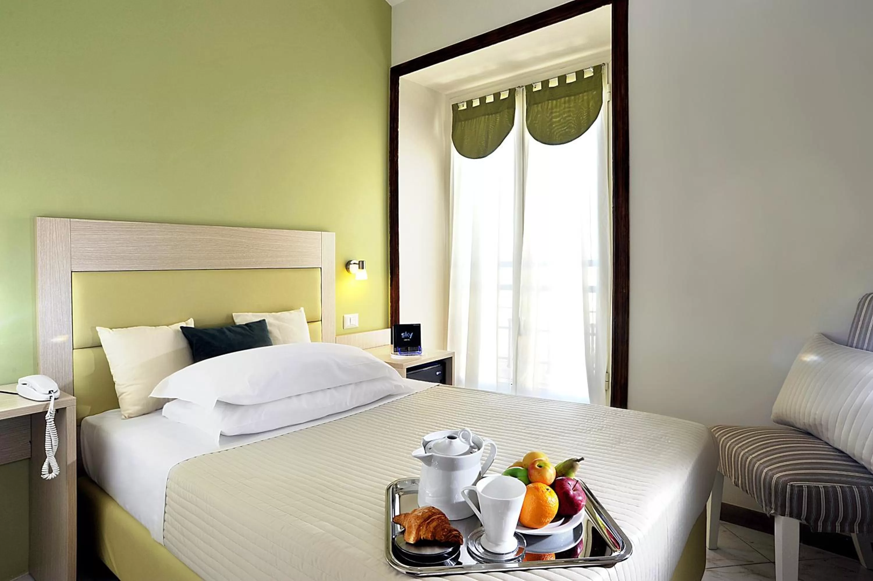 Bed in Hotel Scott House