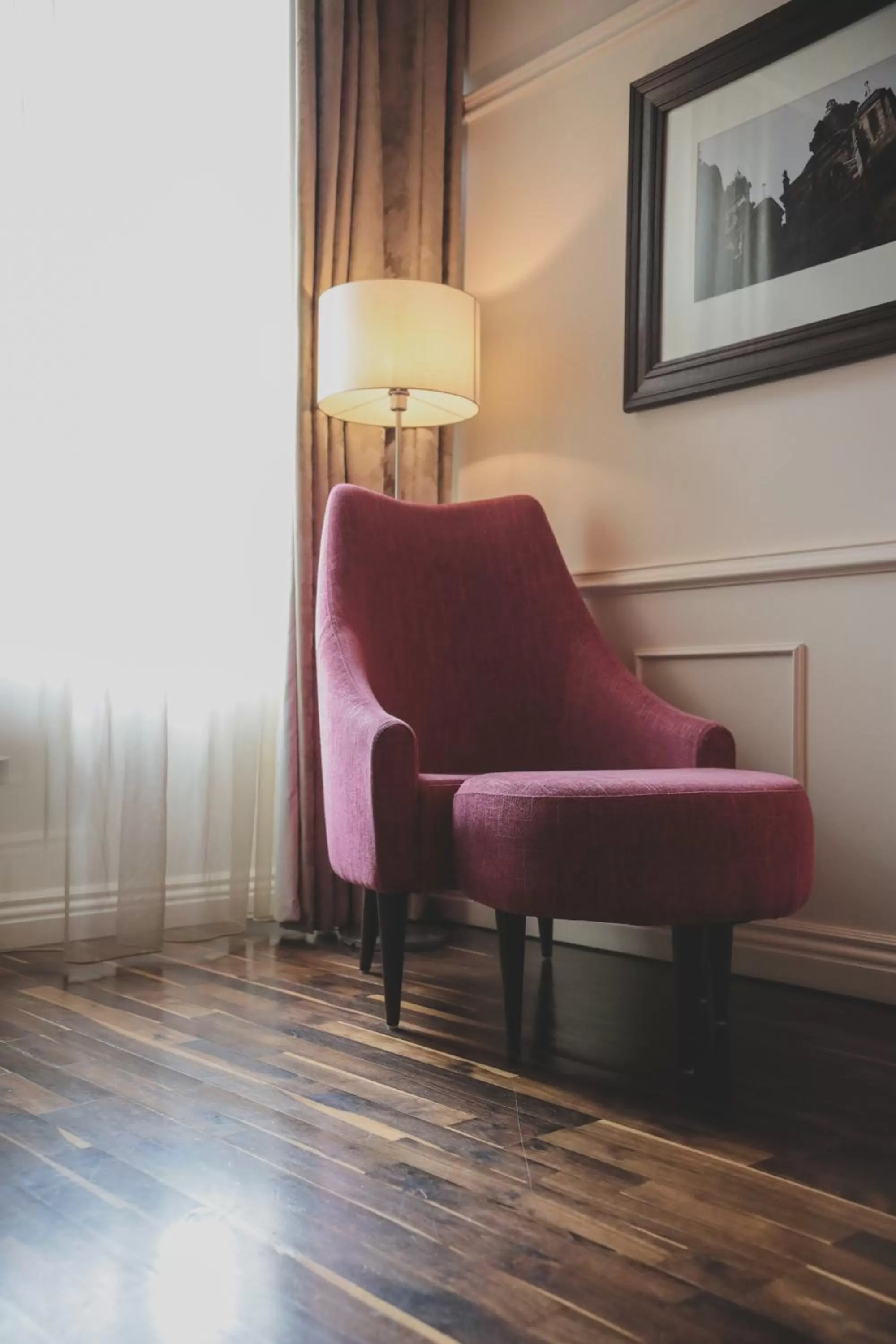 Photo of the whole room in Hotel Indigo Glasgow by IHG