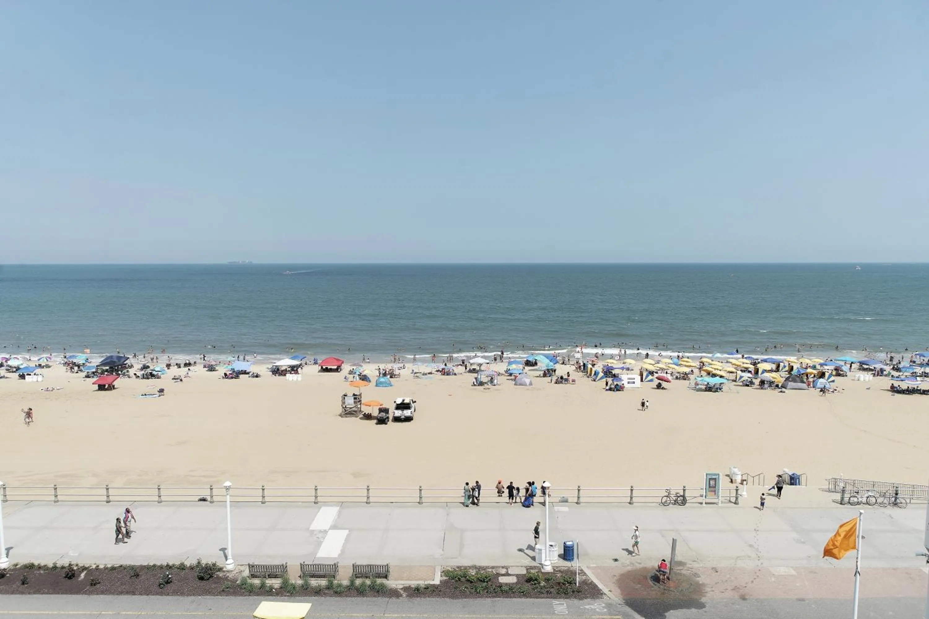 People in Marjac Suites Virginia Beach Oceanfront