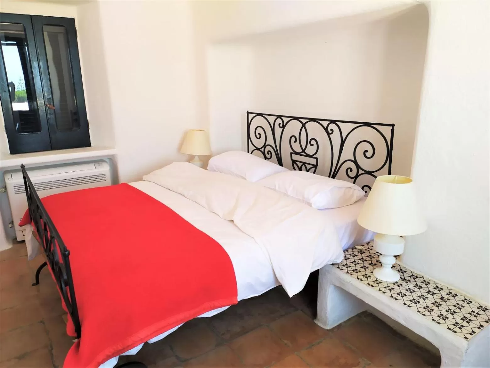 Bed in Villa Ravino Aparthotel