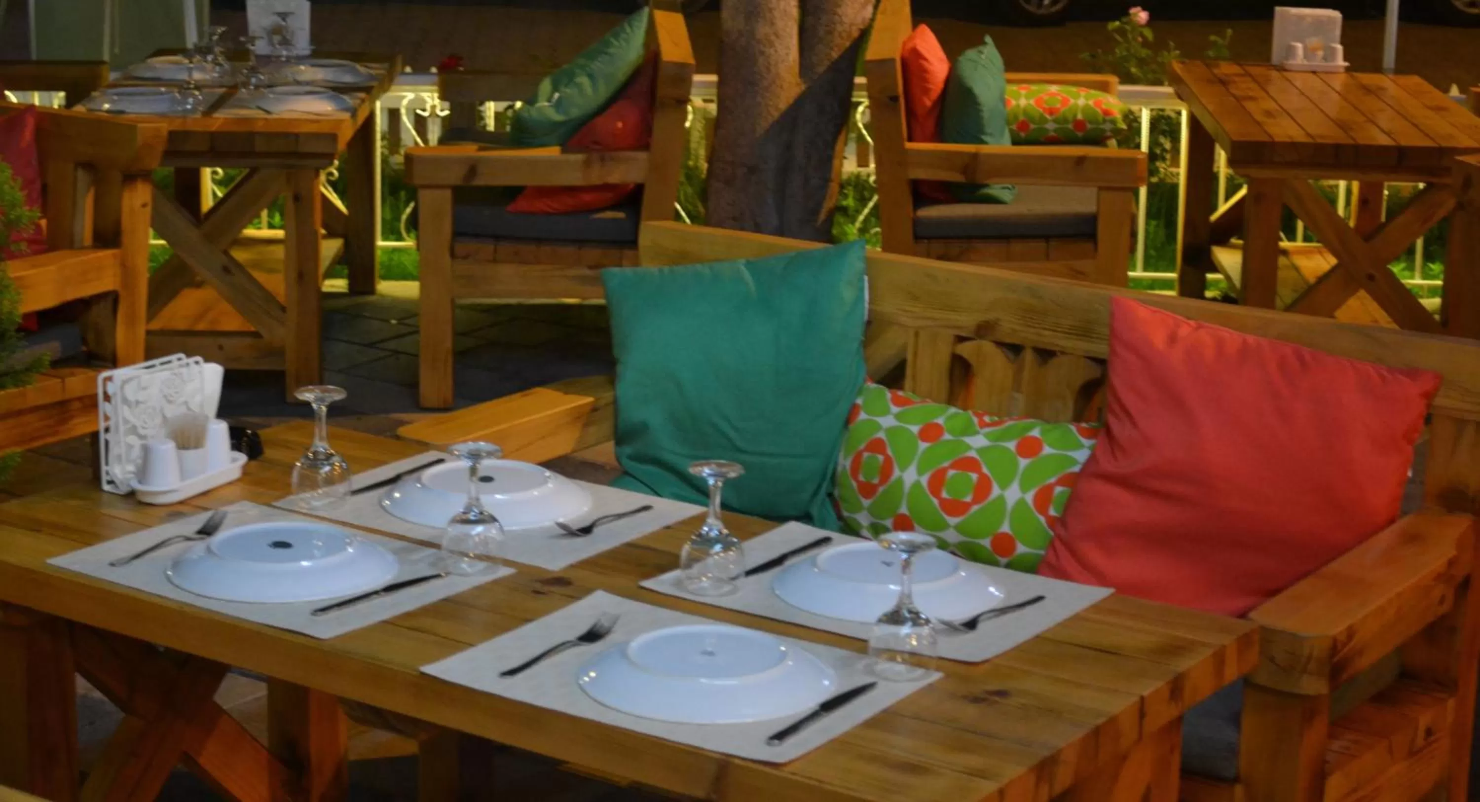 Food in Magic Tulip Beach Hotel