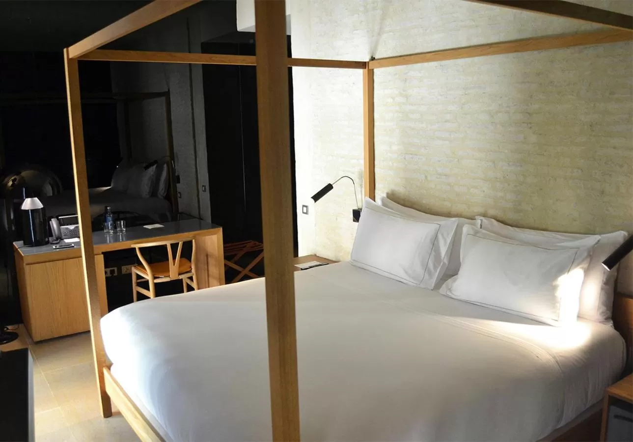 Bed in EME Catedral Mercer Hotel