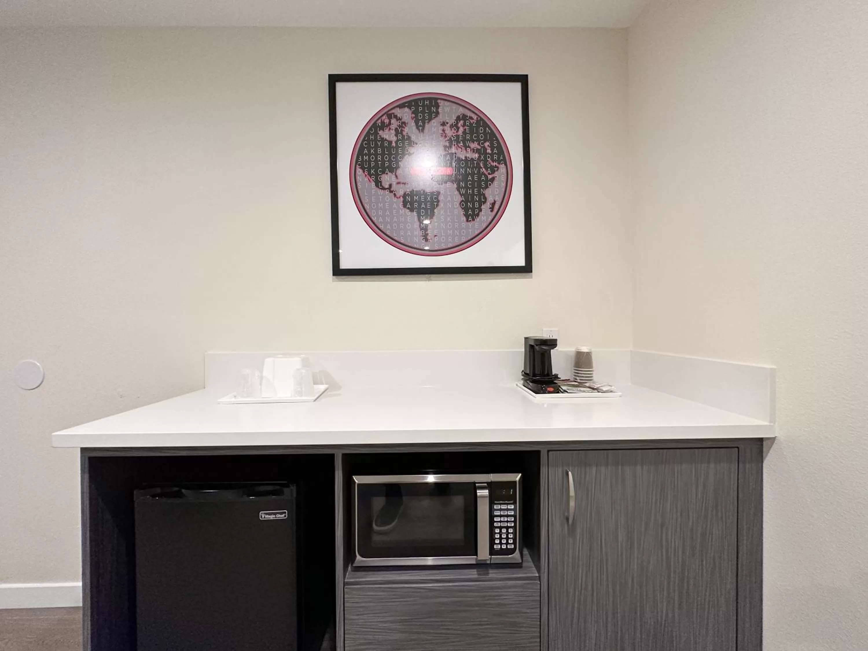 Kitchen or kitchenette in Ramada by Wyndham Anaheim Convention Center