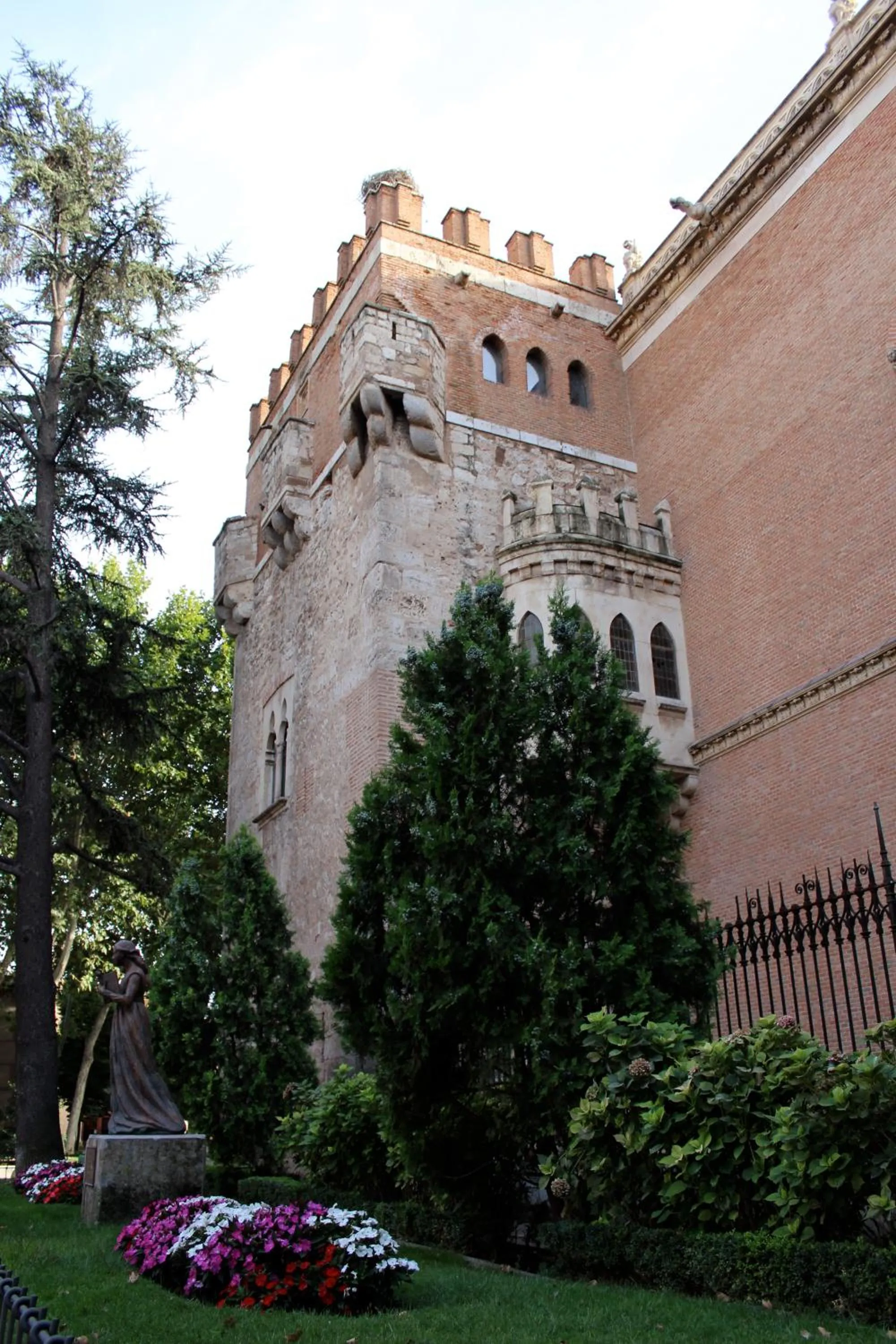 Nearby landmark in Hotel Cuatro Caños
