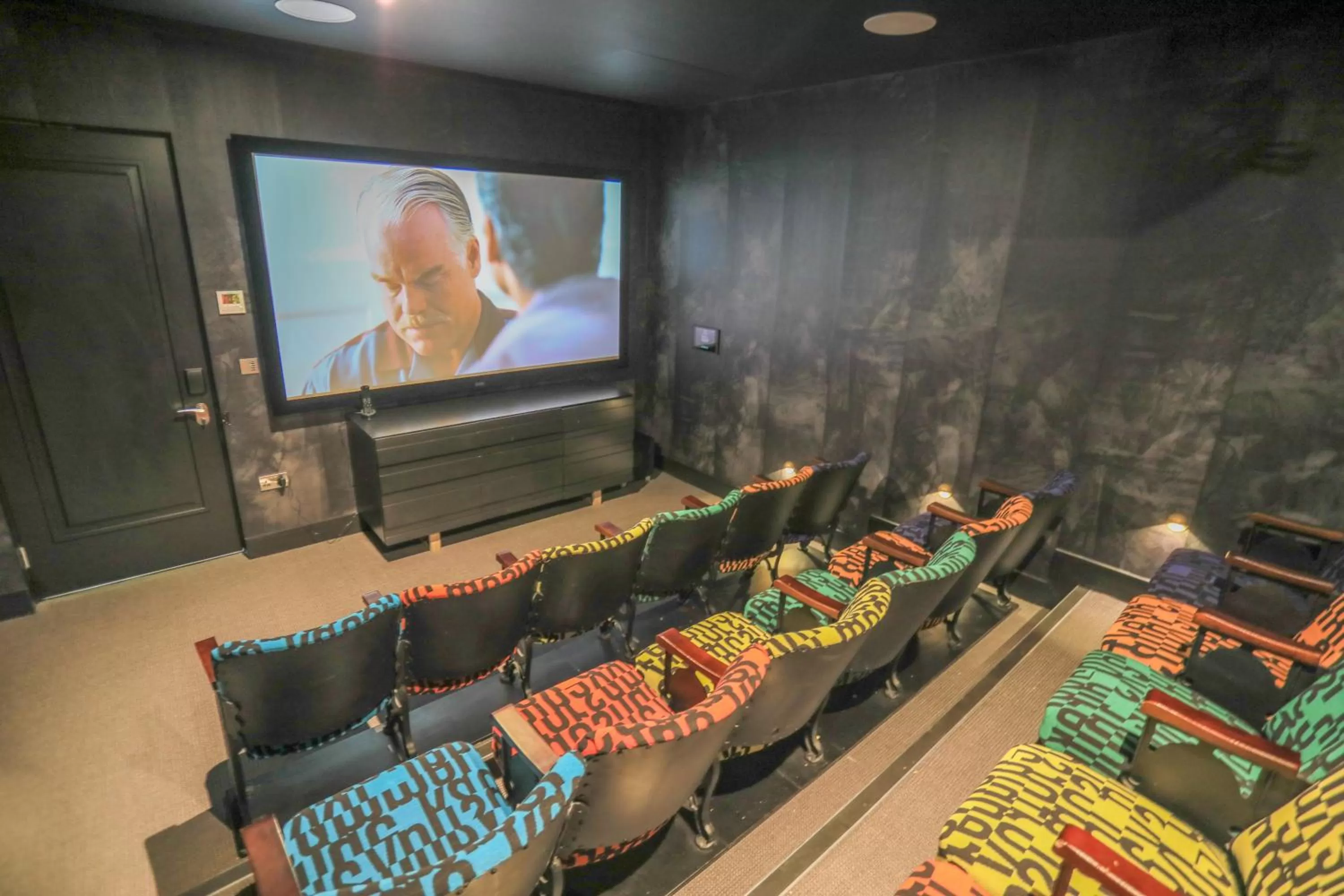 Communal lounge/ TV room in Harbour Hotel & Spa Southampton