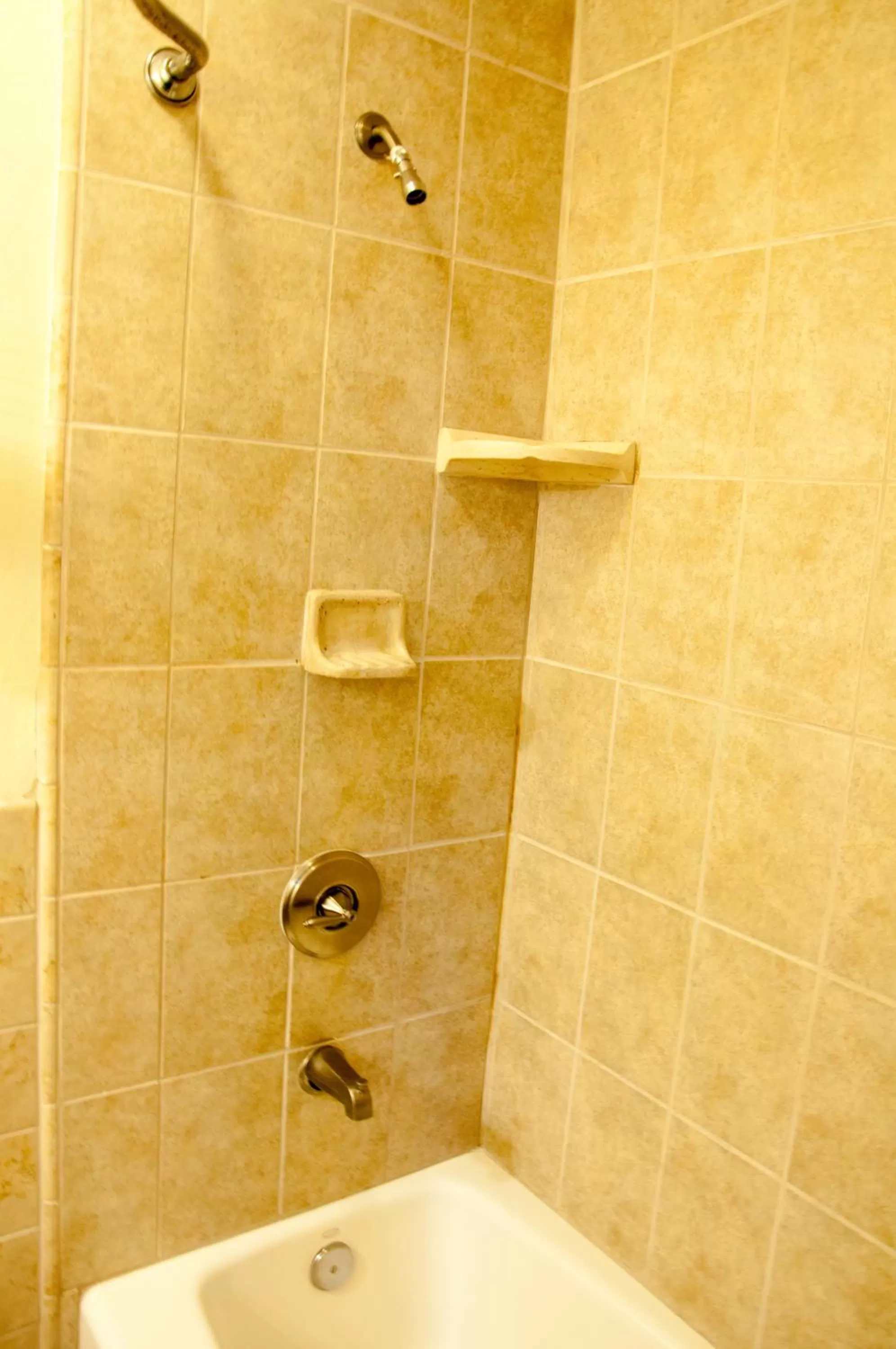 Shower in Mission Bell Motel