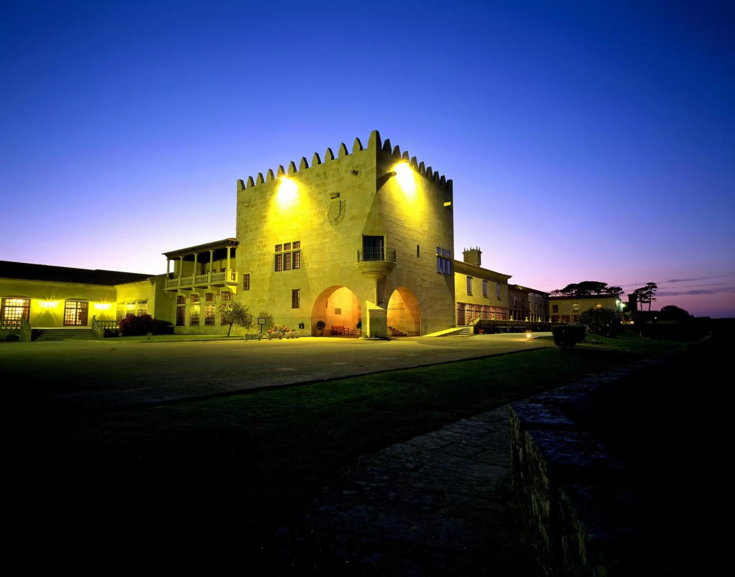 Facade/entrance in Parador de Baiona