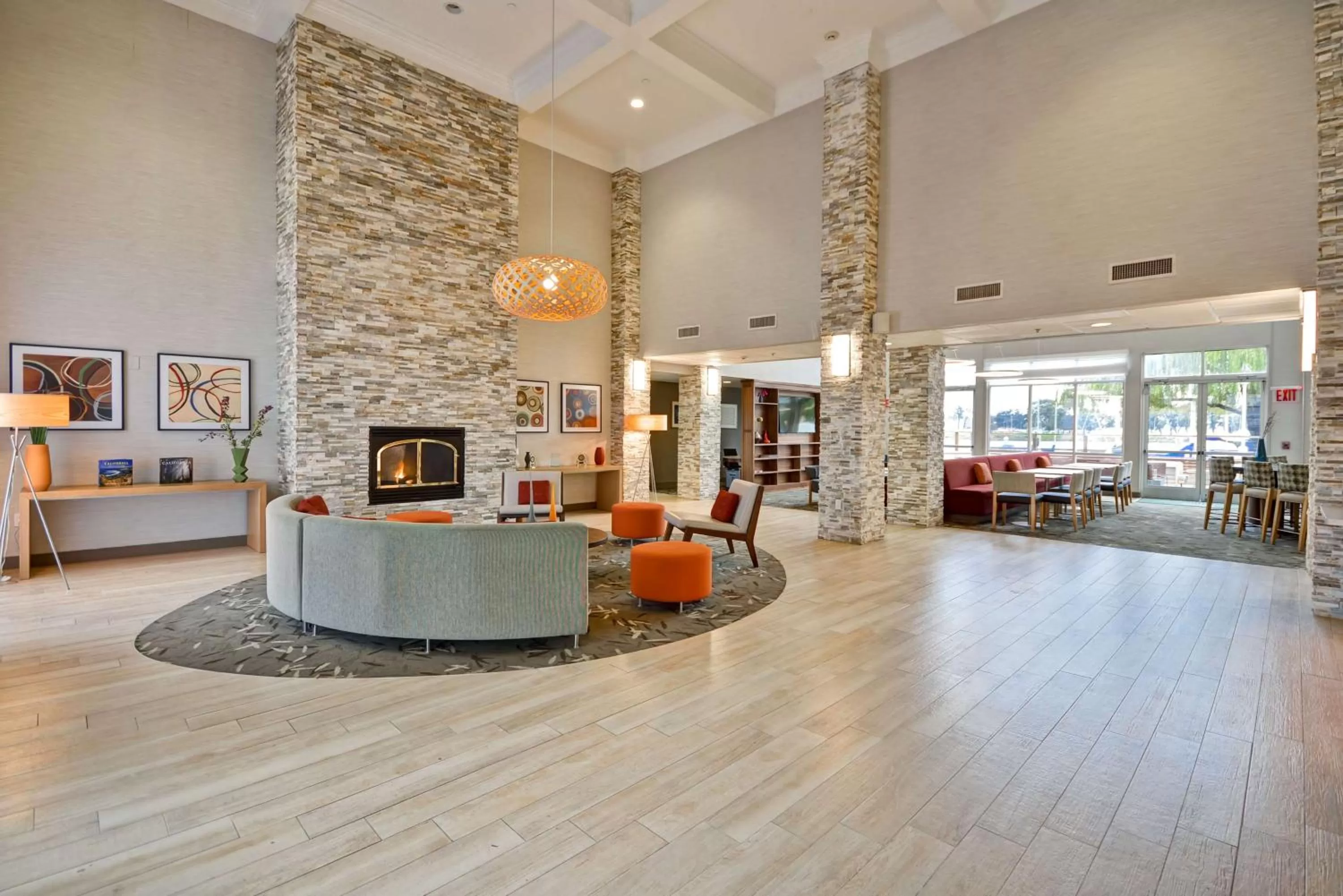 Lobby or reception in Homewood Suites by Hilton - Oakland Waterfront