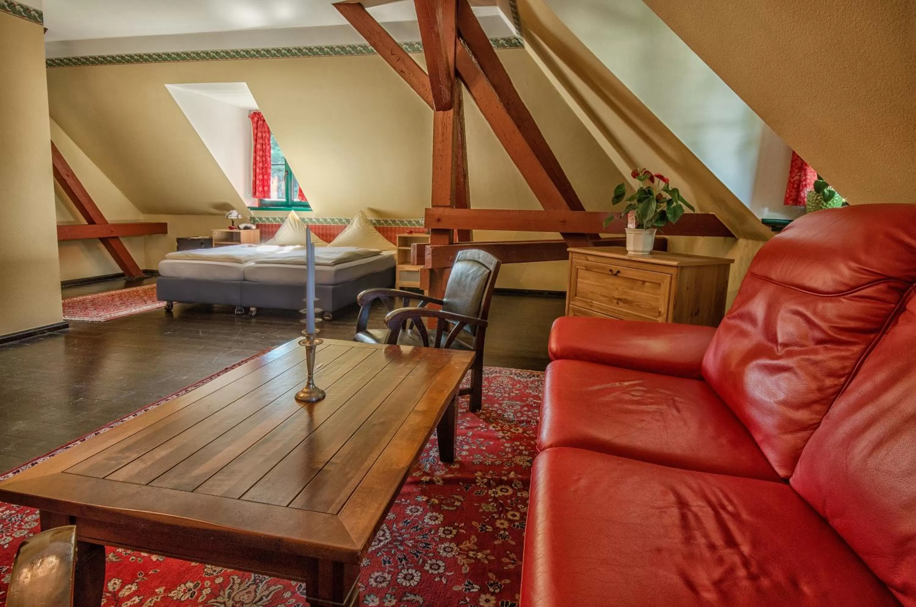 Photo of the whole room in Hotel zur Henne