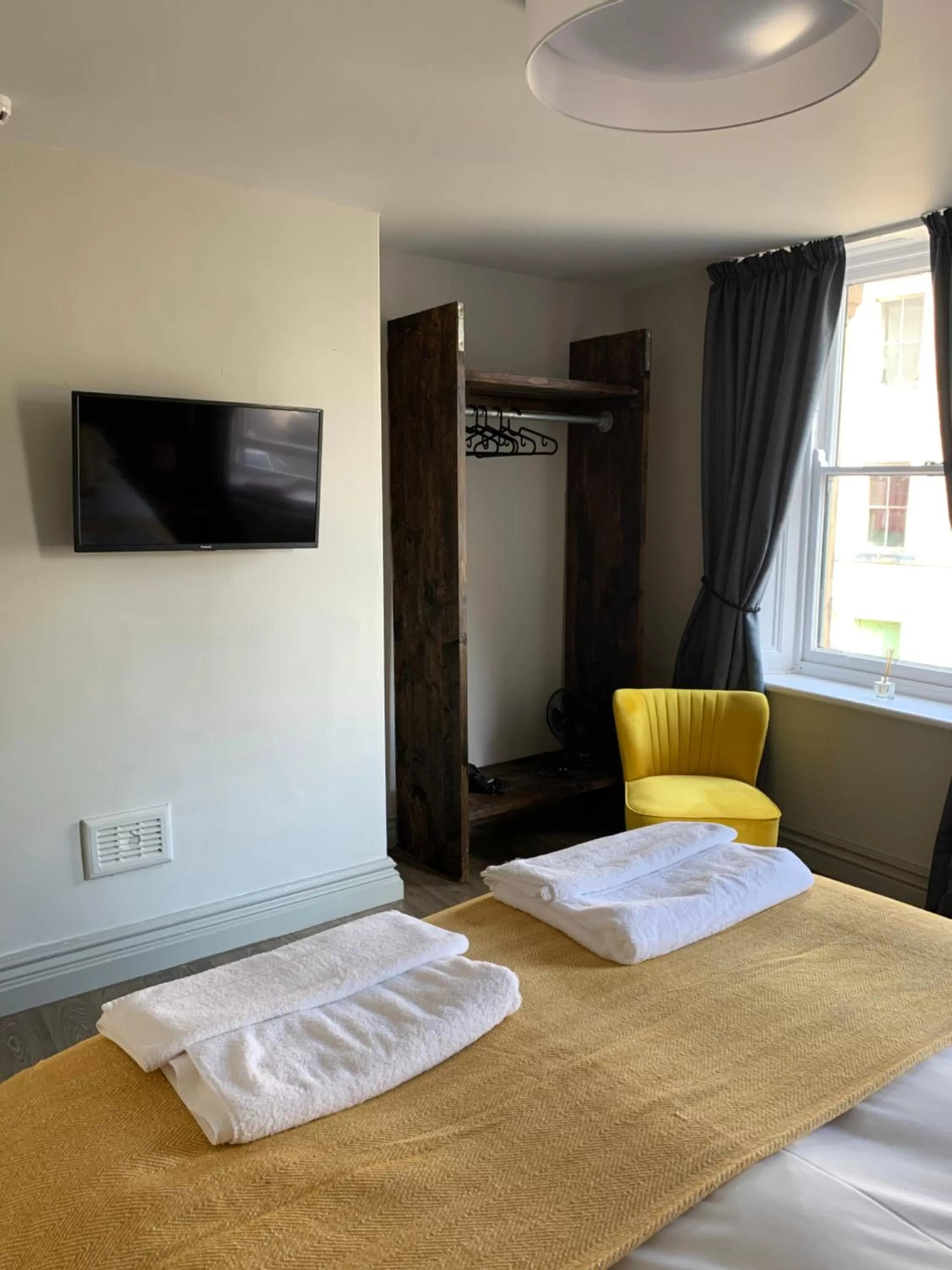 Bed in Victorian Tap