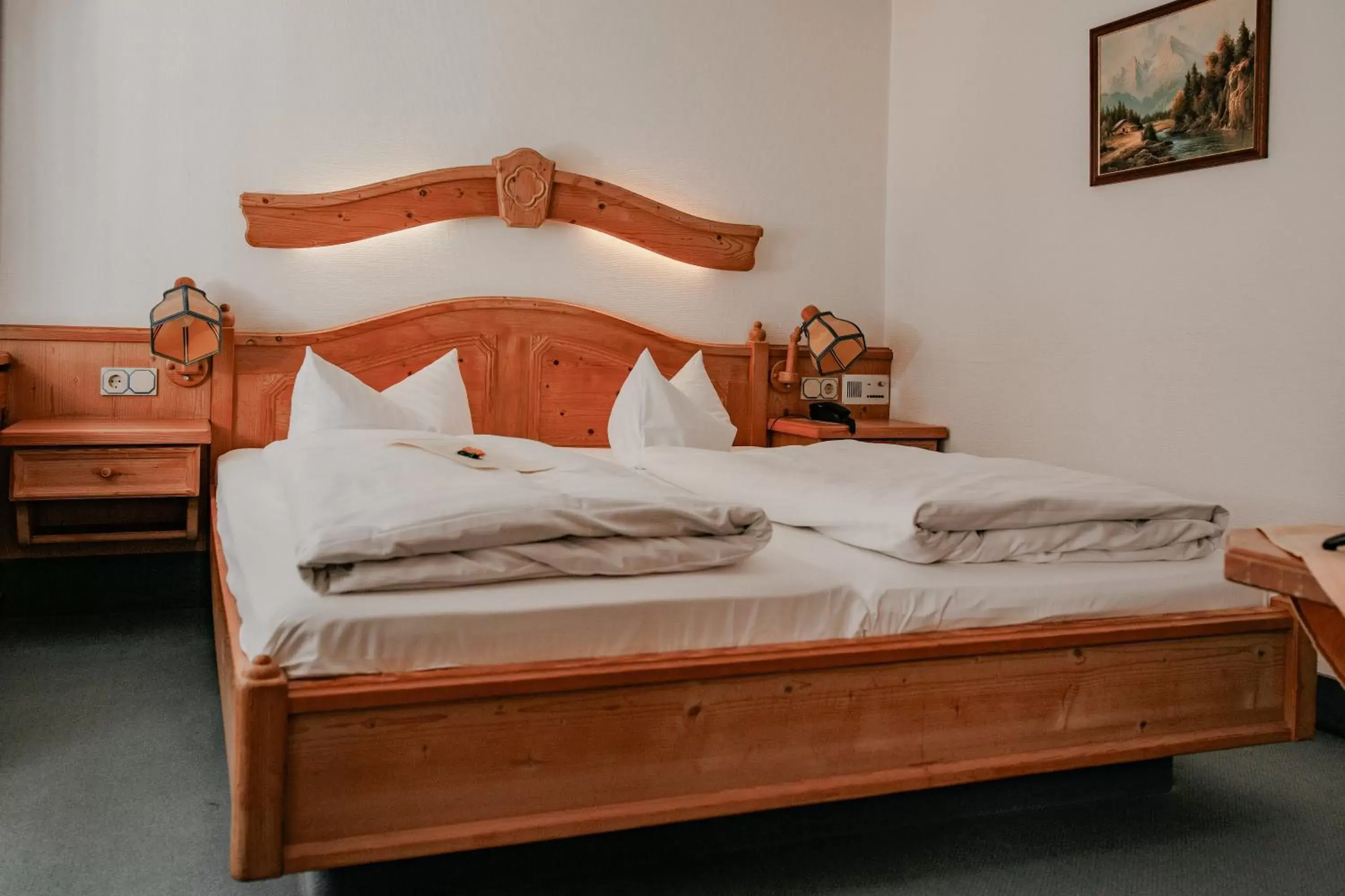 Junior Suite in Hotel Vier Jahreszeiten Junior Suite in Hotel Vier Jahreszeiten