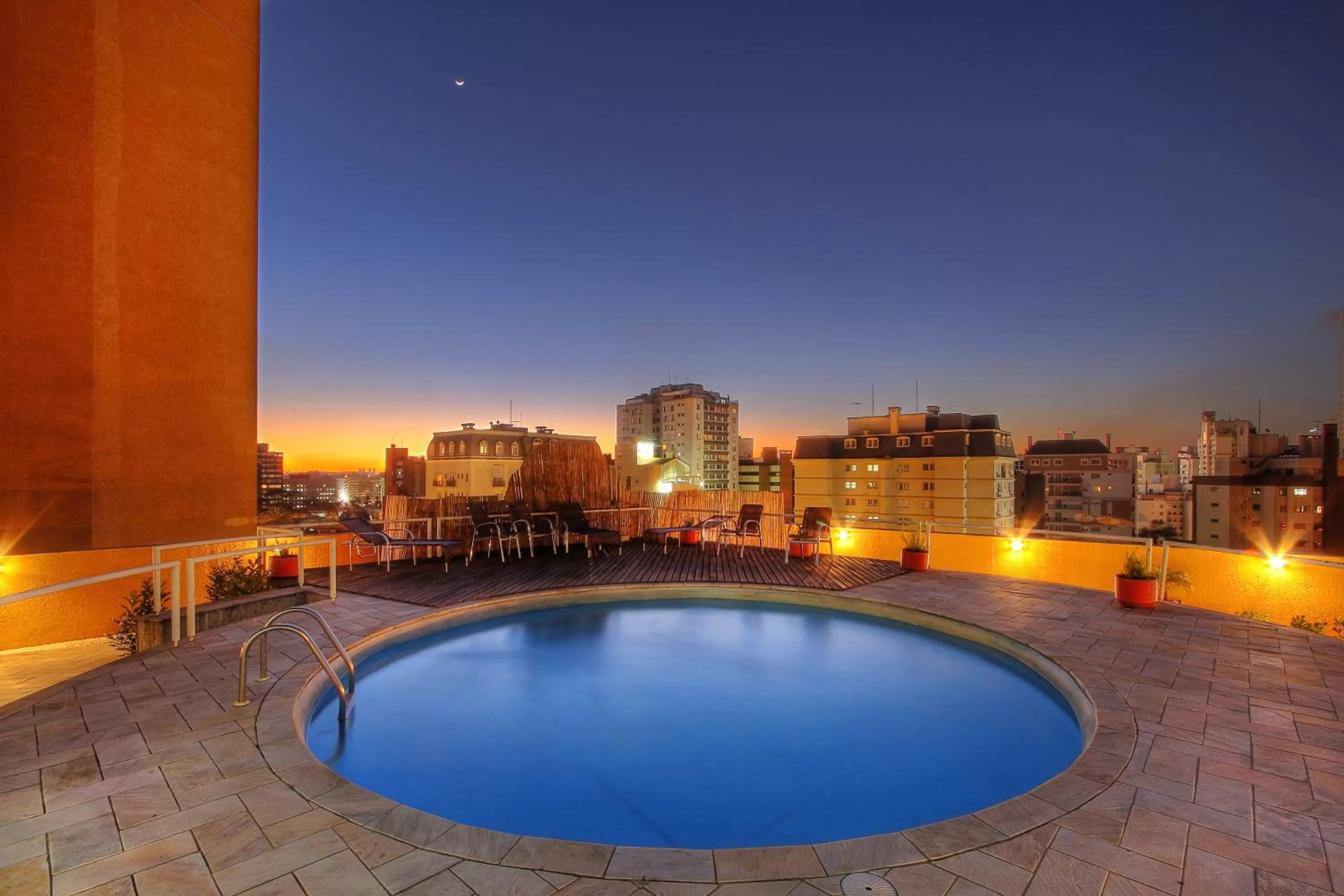 Balcony/Terrace in Bristol Brasil 500 Curitiba Batel