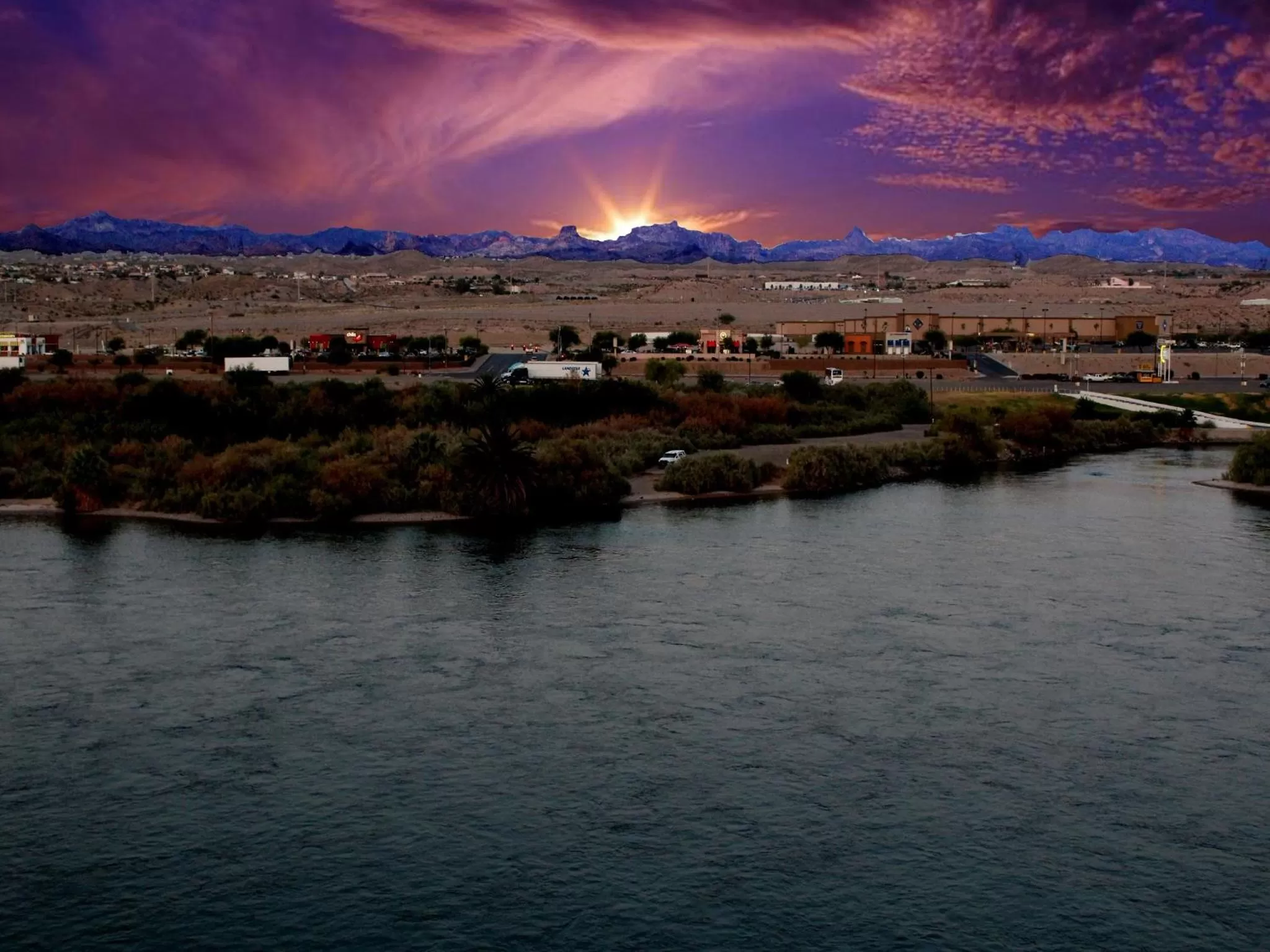 Natural landscape in Don Laughlin's Riverside Resort & Casino