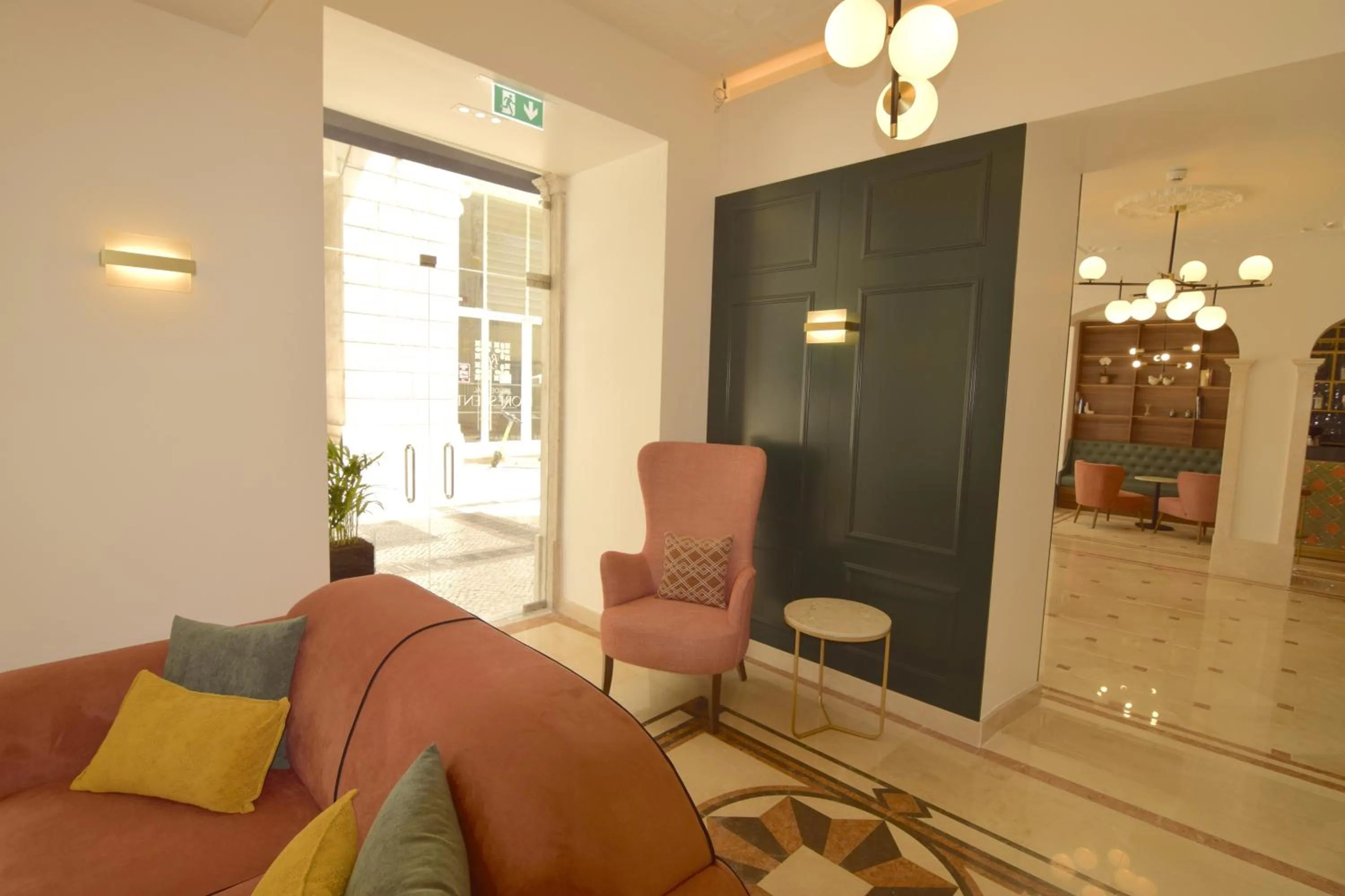 Area and facilities in Hotel Florescente