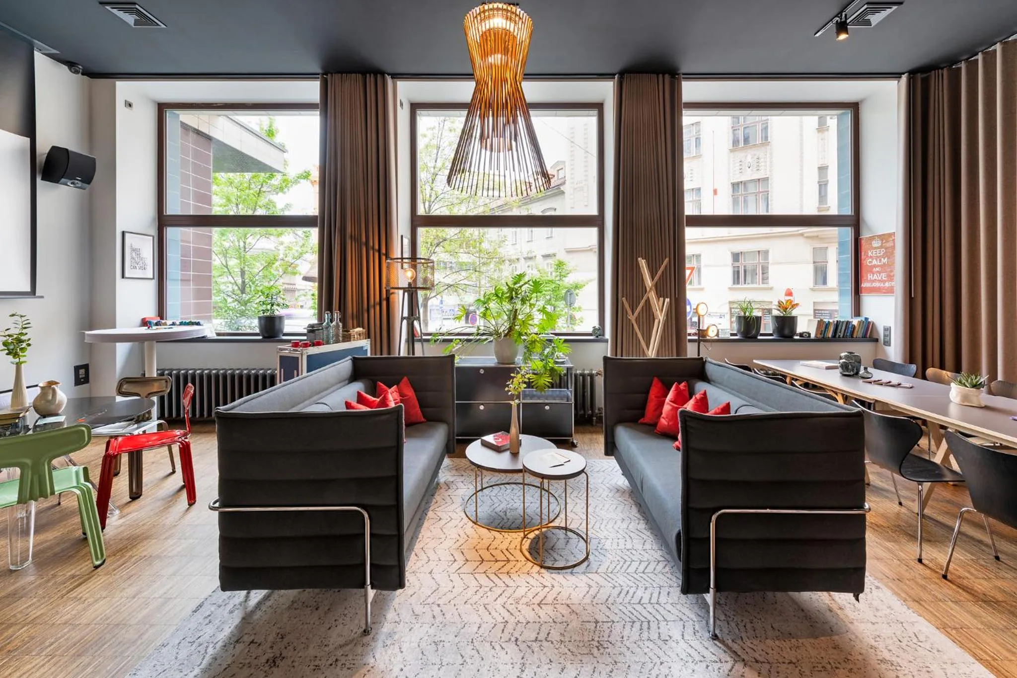 Meeting/conference room in MOSAIC HOUSE Design Hotel