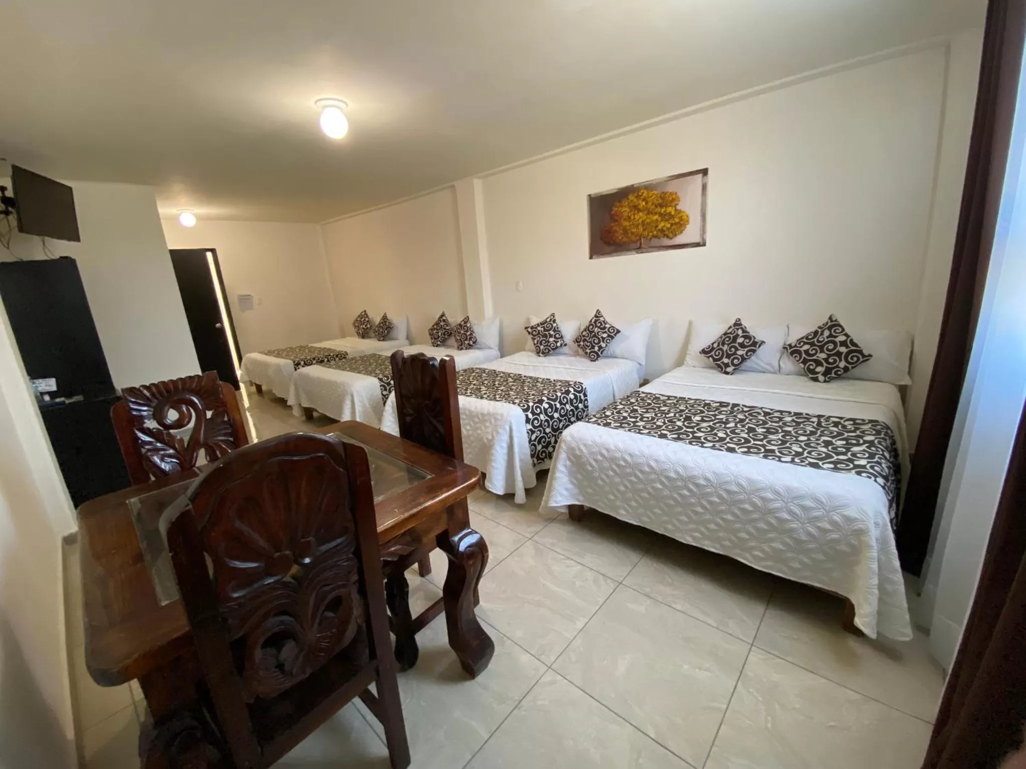 Photo of the whole room, Bed in Hotel Royal Puebla