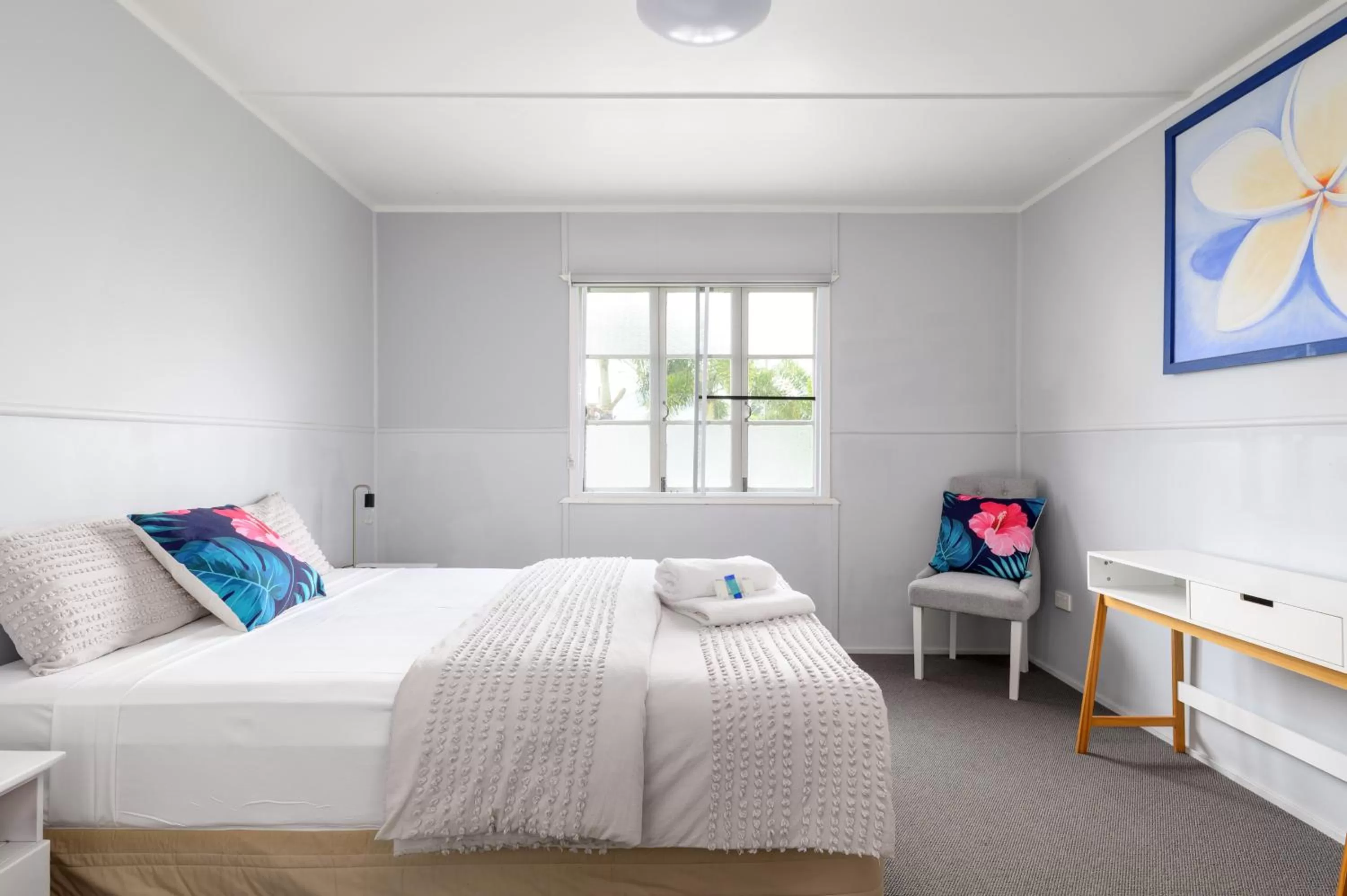 Bedroom, Bed in Tin Can Bay's Sleepy Lagoon Motel