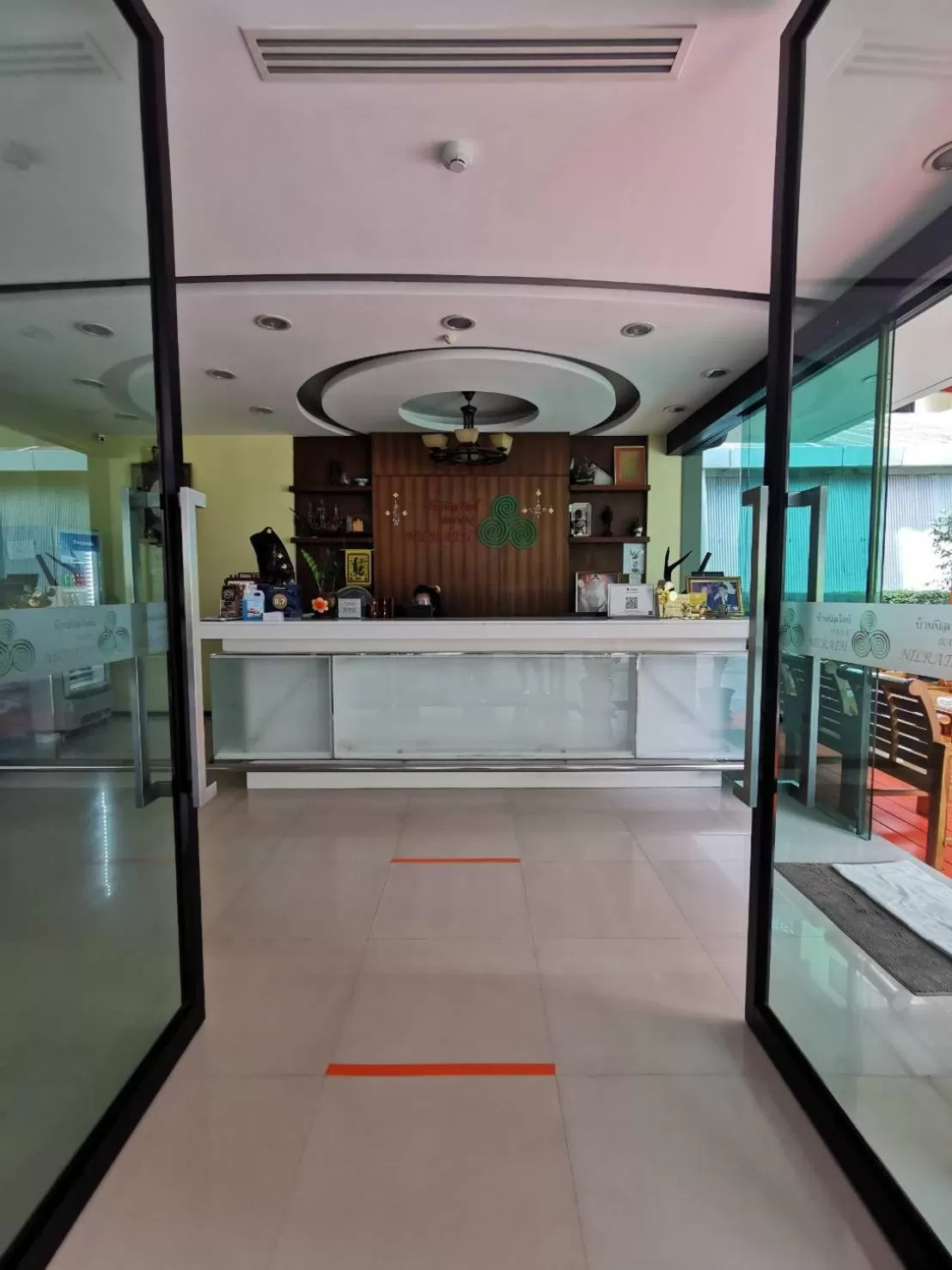 Lobby or reception in Baan Nilrath Hotel - SHA Extra Plus
