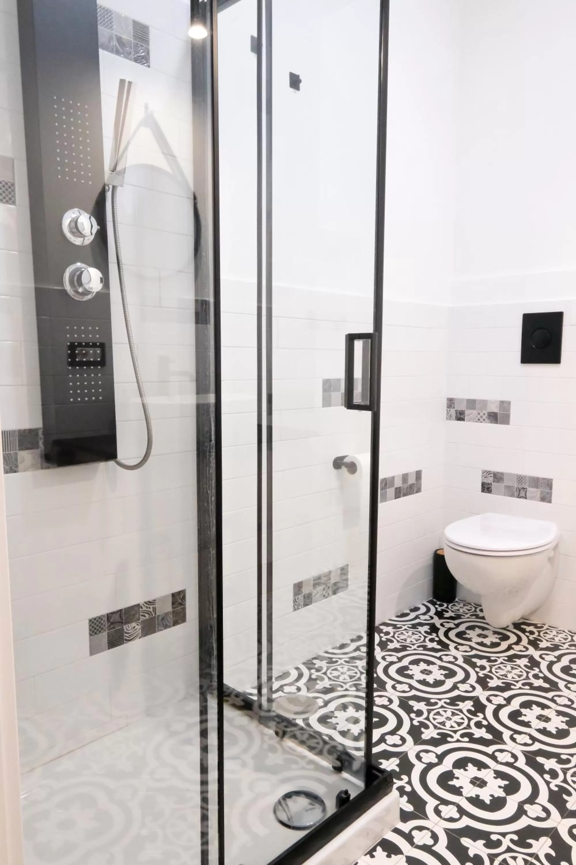 Bathroom in LH51 B&B