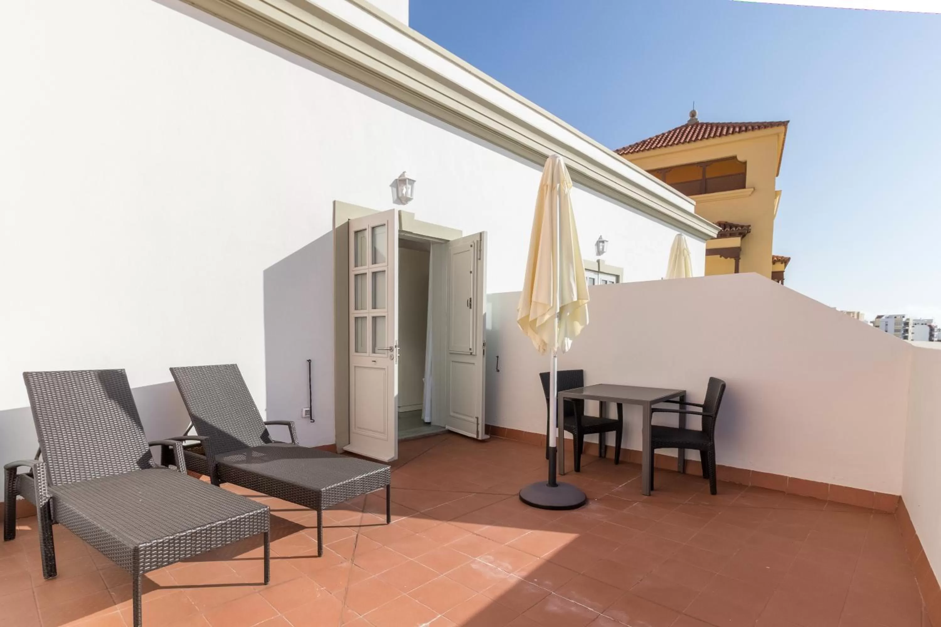 Balcony/Terrace in Hotel Emblemático Holiday Time