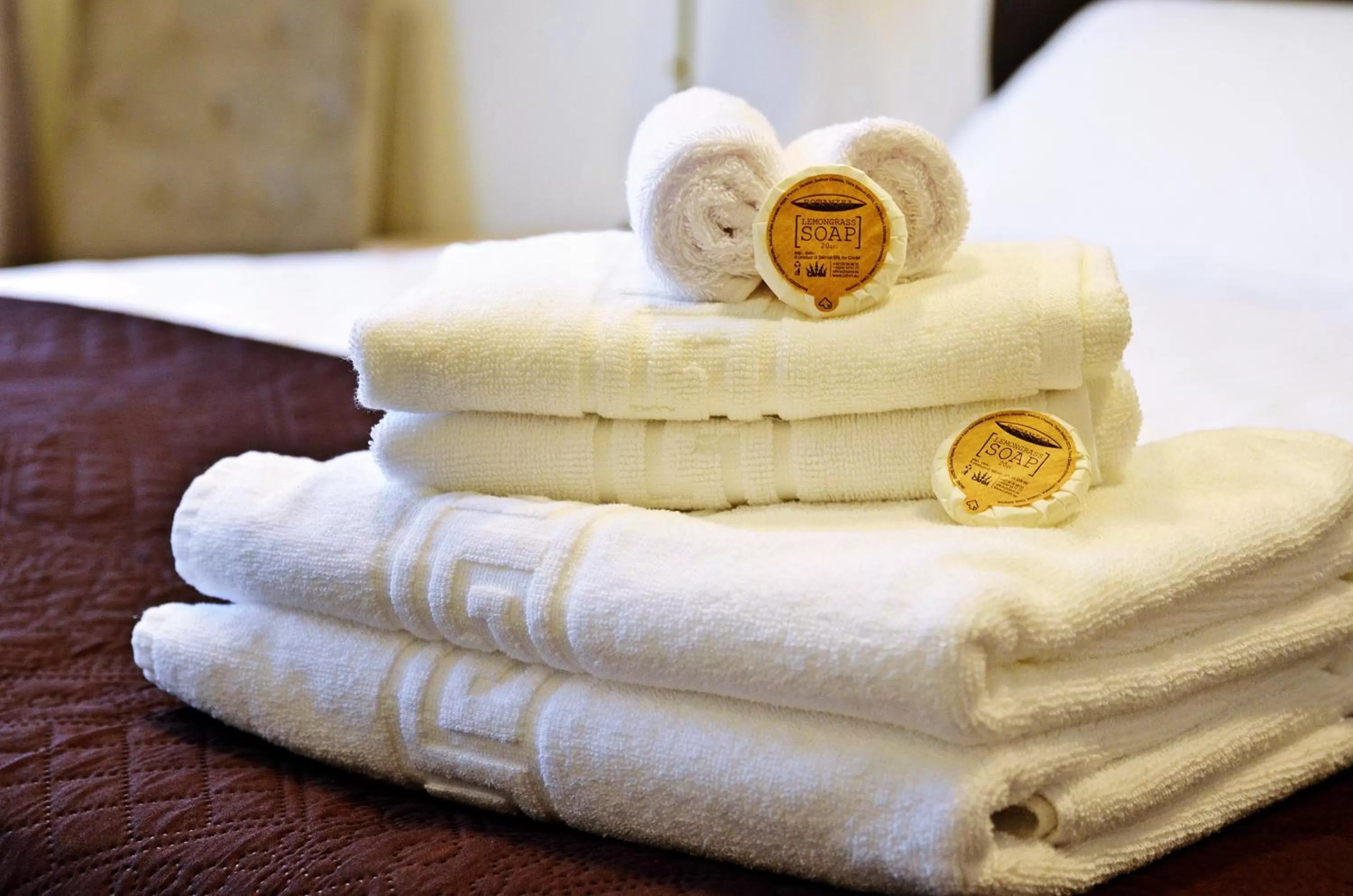 towels, Bed in Pasažo namai B&B