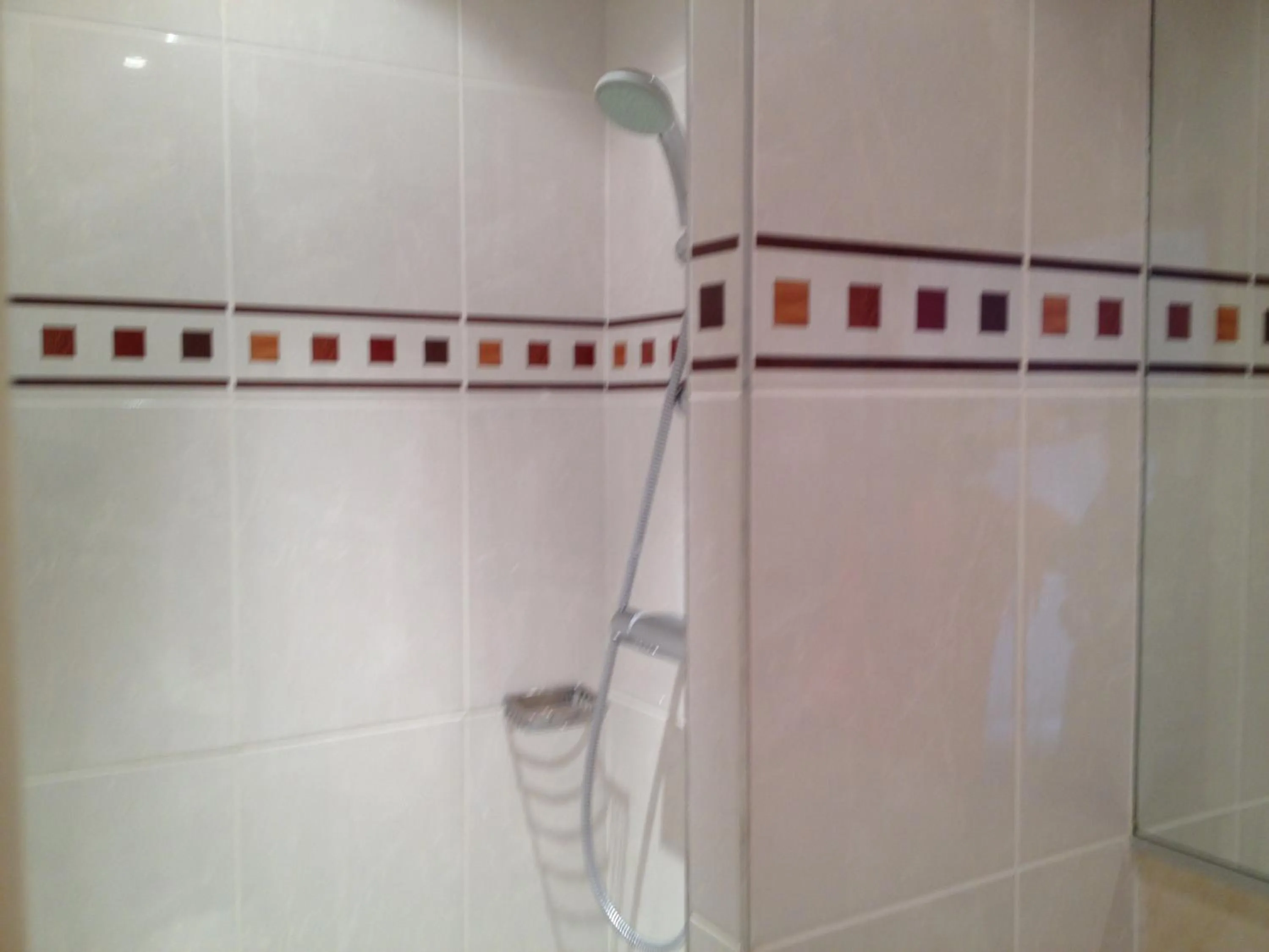 Shower in Hotel Du Nord