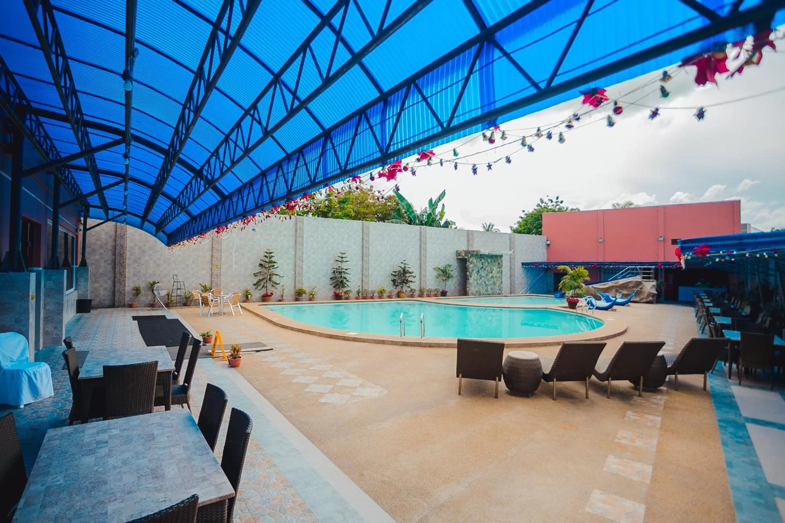 Swimming pool in Butuan Grand Palace Hotel