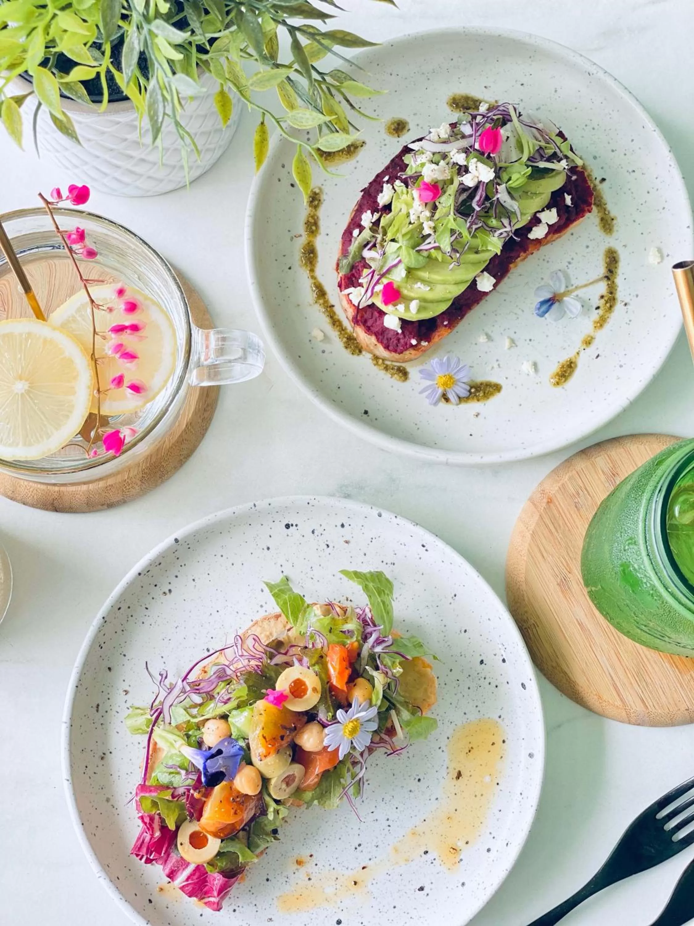 Food and drinks in Indie Beach Bungalows