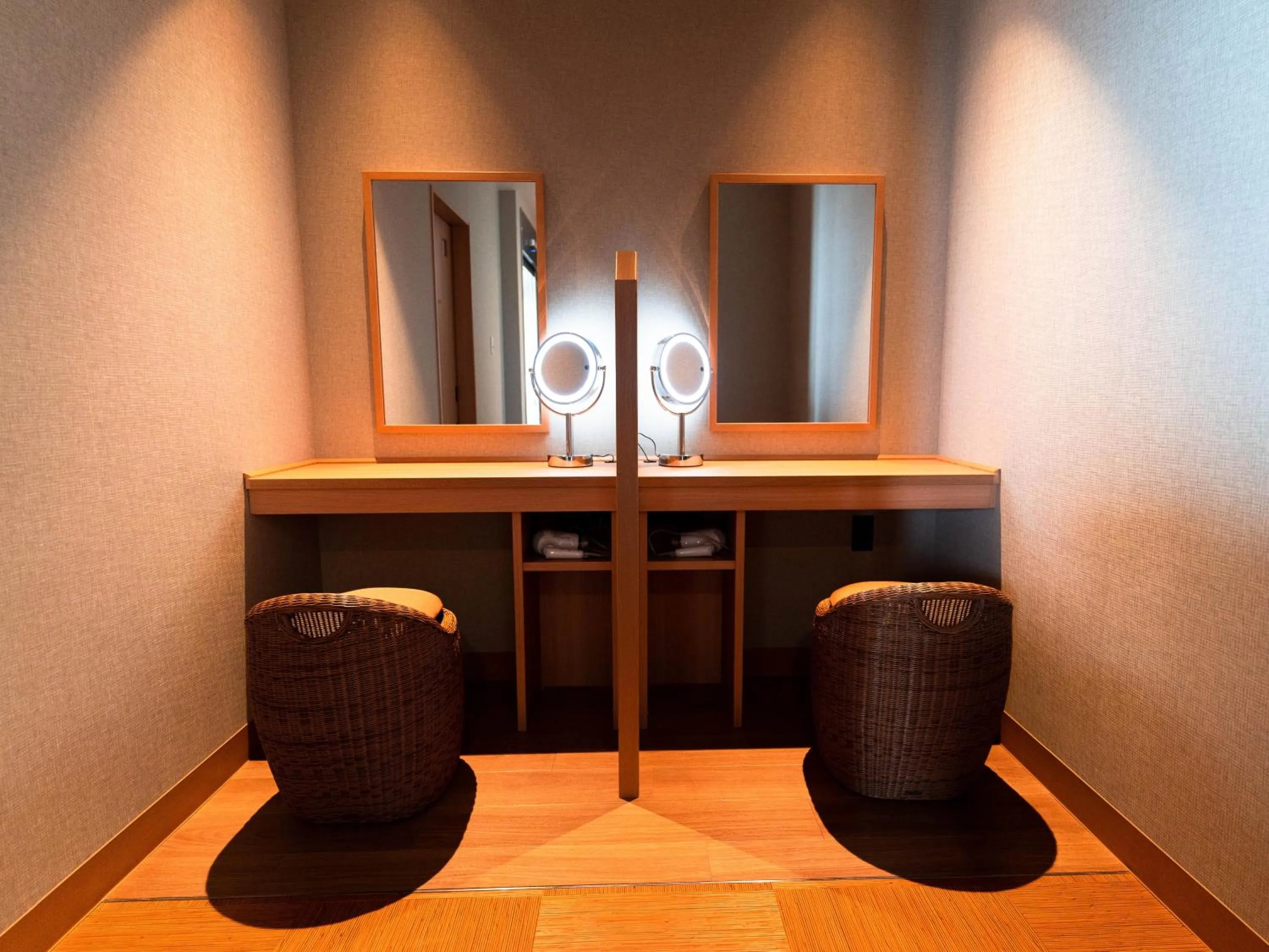 Hot Spring Bath in Hakodate Yunokawa Onsen Umi to Akari Hewitt Resort