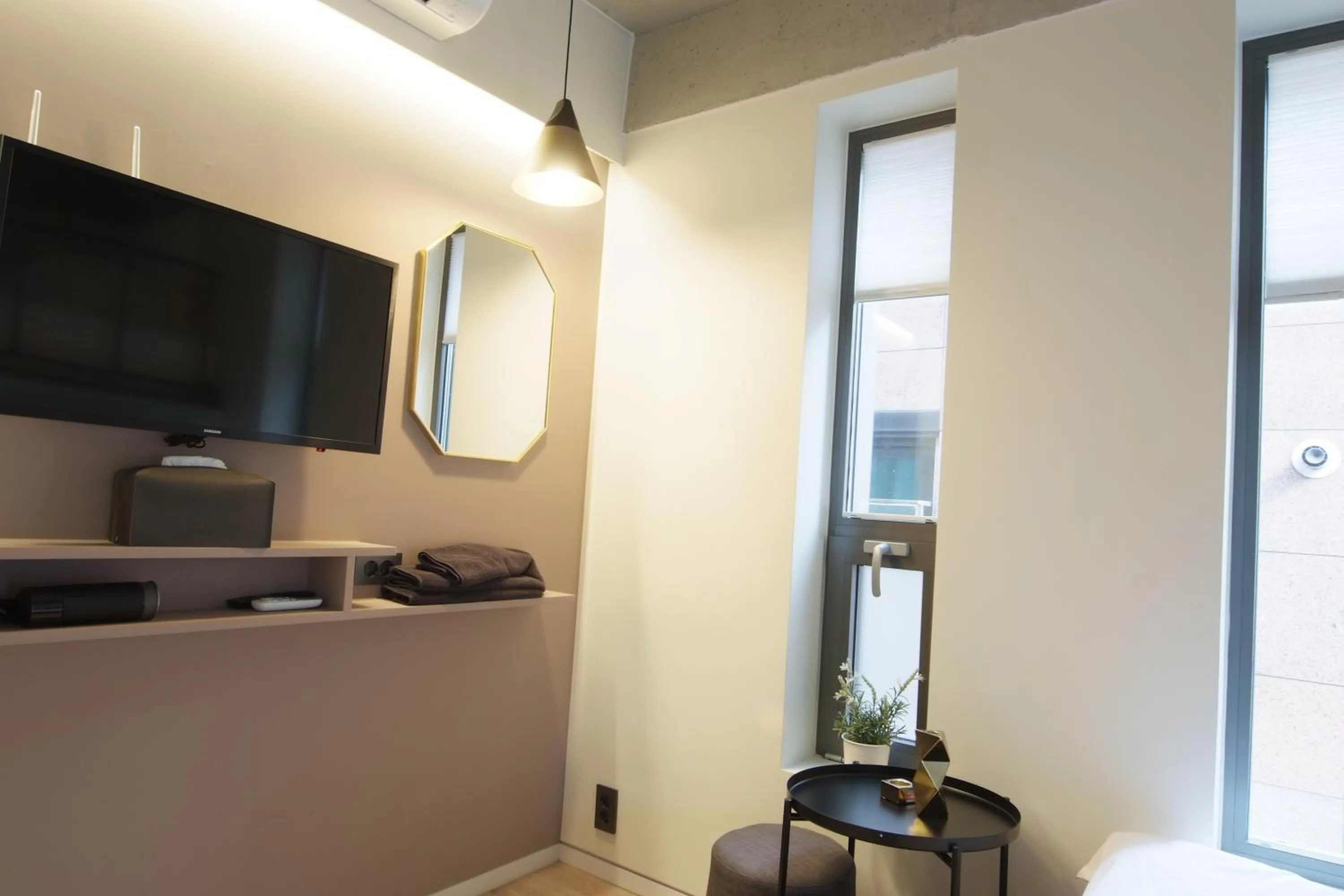 Decorative detail in DW STAY HONGDAE