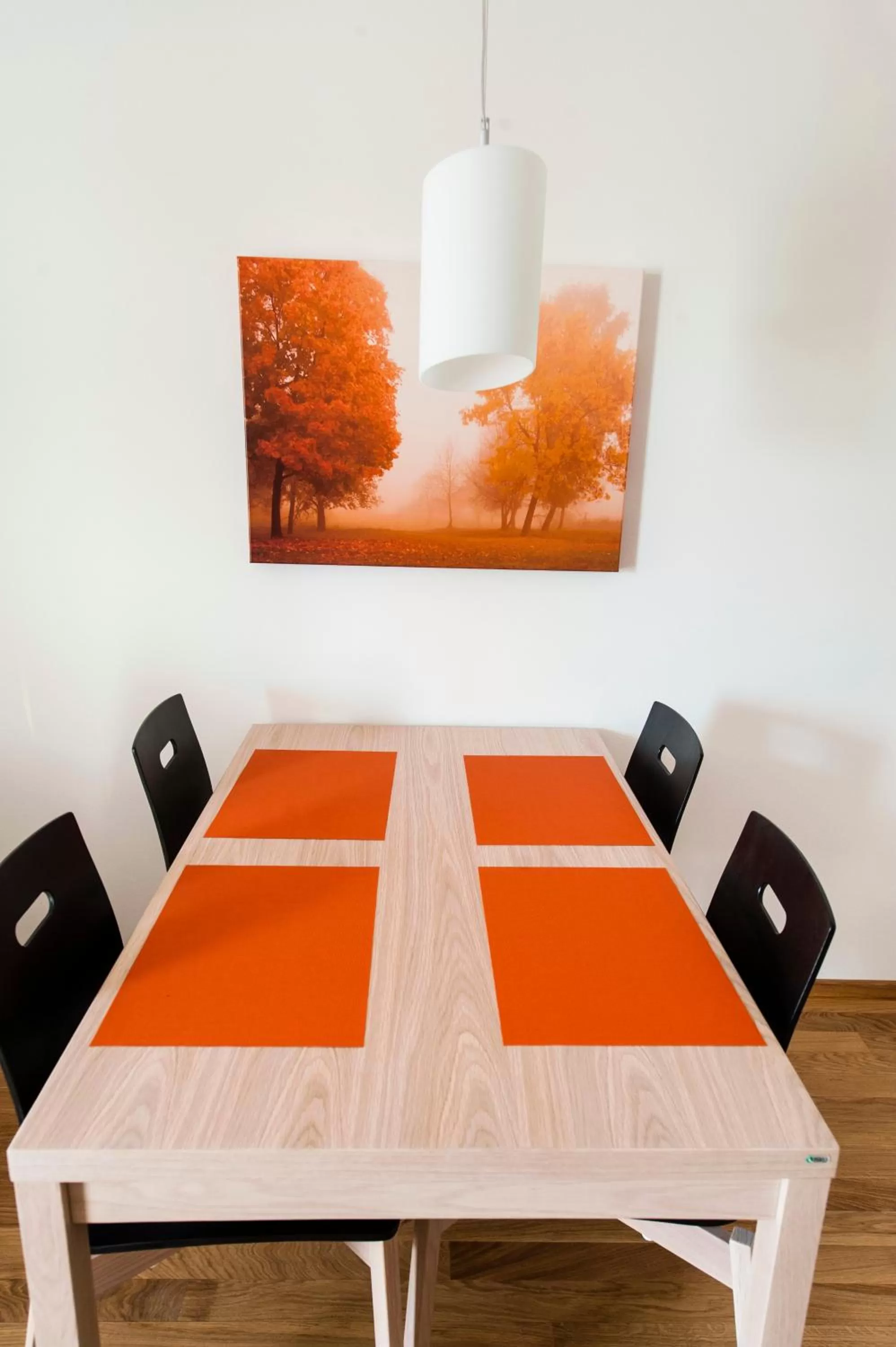 Dining area in Aalto Inn