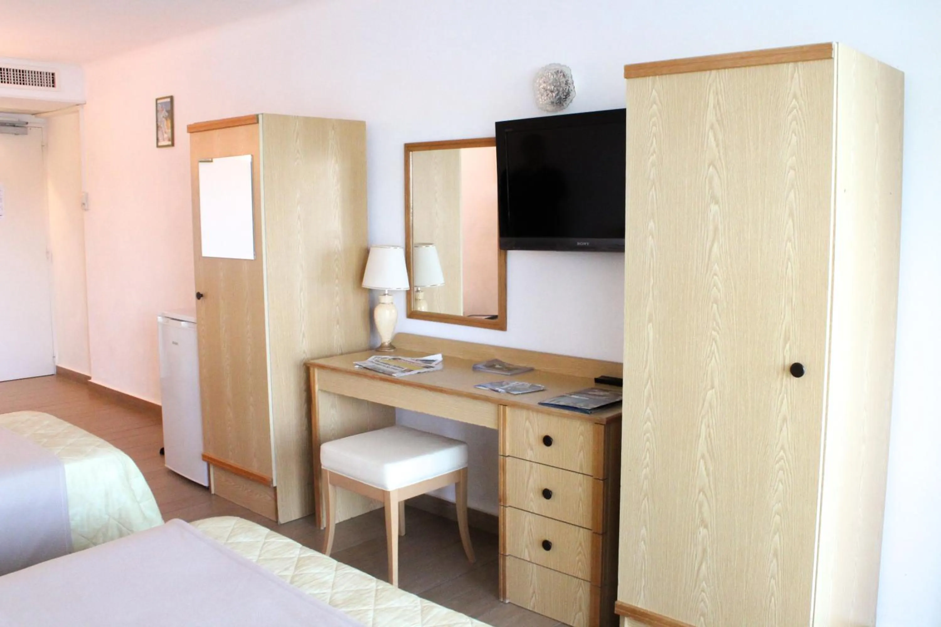 Sea view, Bed in Hotel Roc E Mare