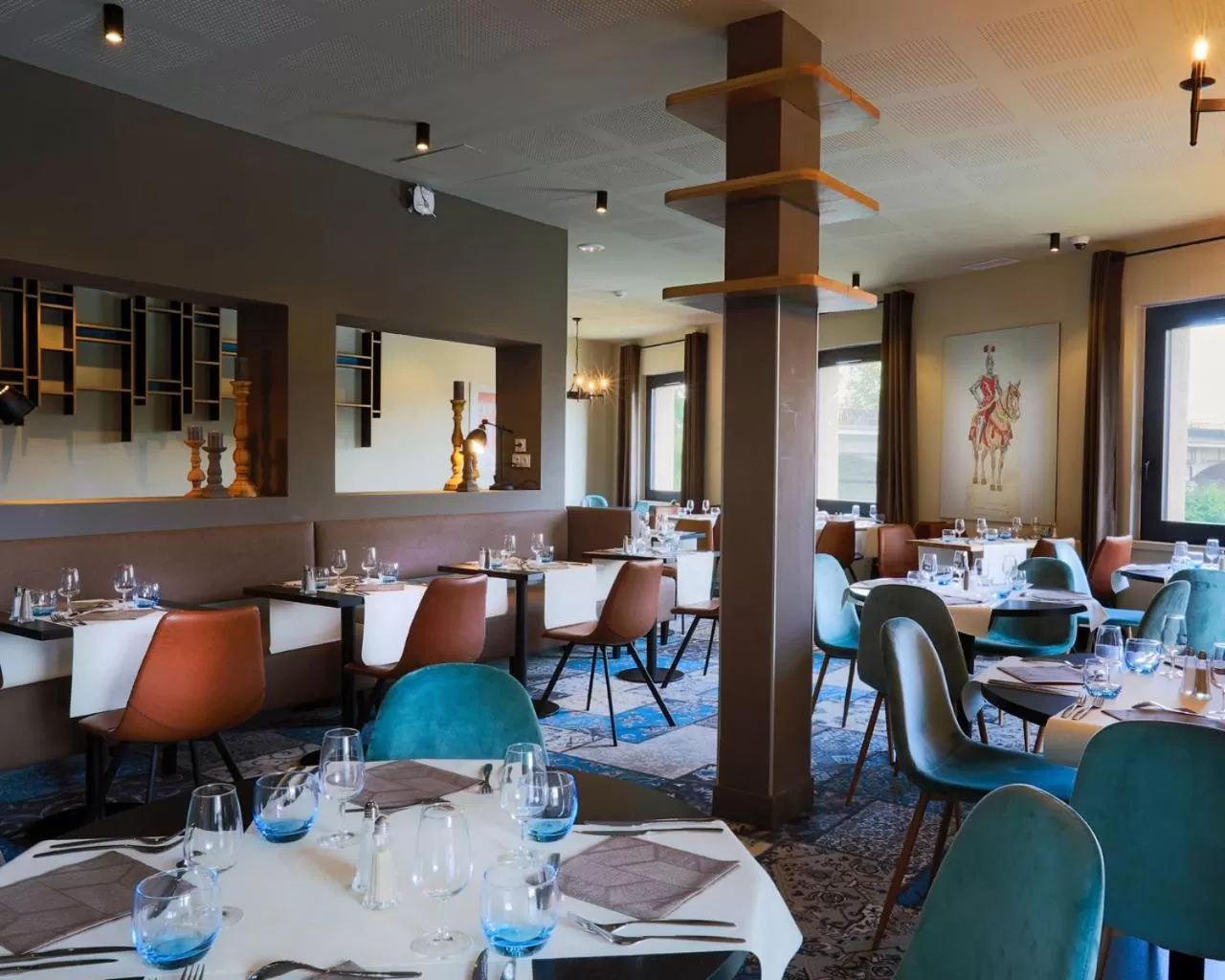 Restaurant/places to eat in SOWELL HOTELS Les Chevaliers