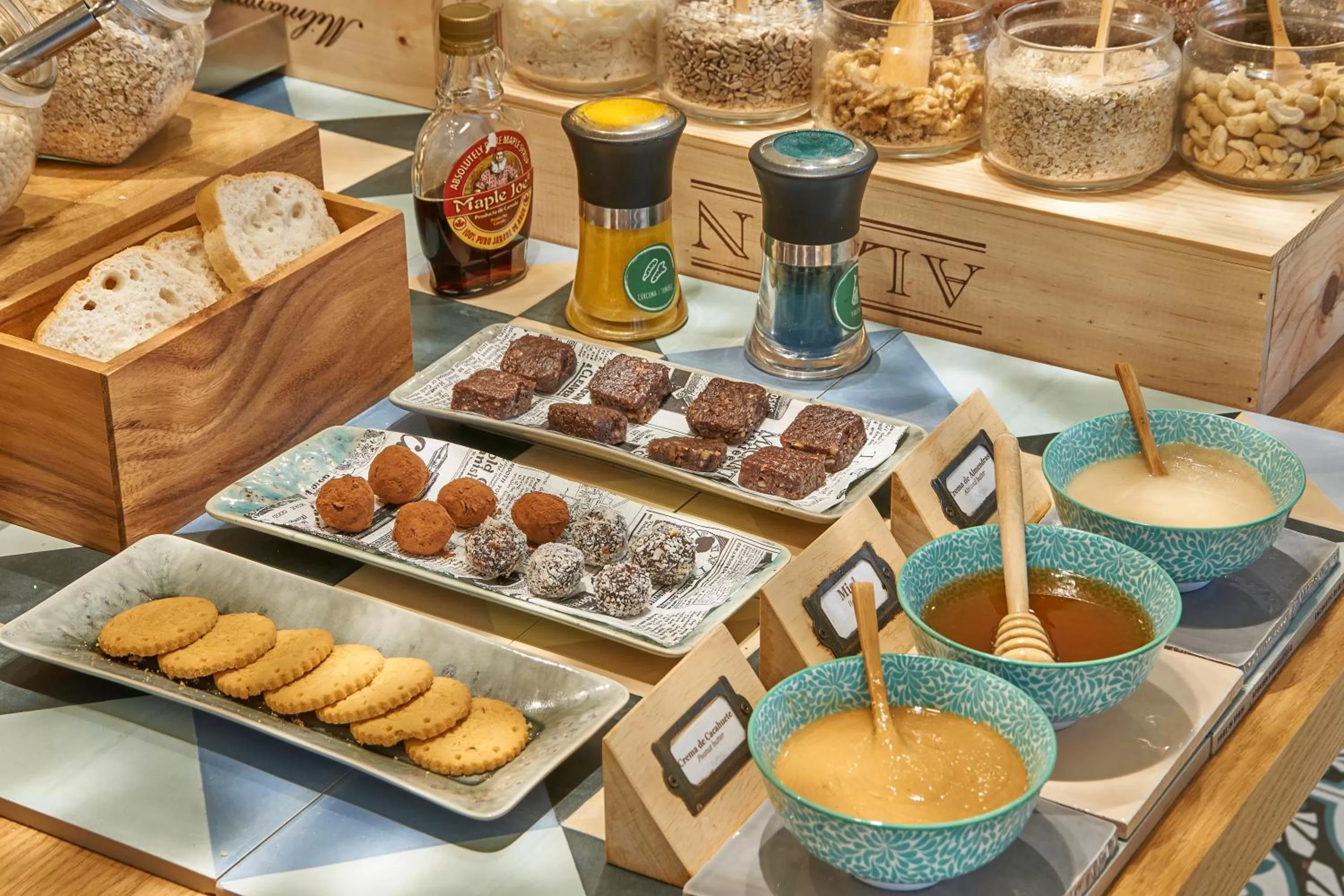 Food and drinks in ICON Bcn