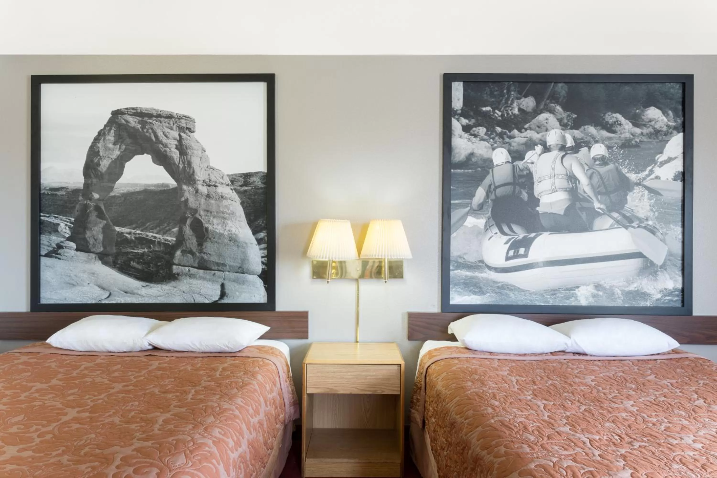 Decorative detail, Bed in Super 8 by Wyndham Green River