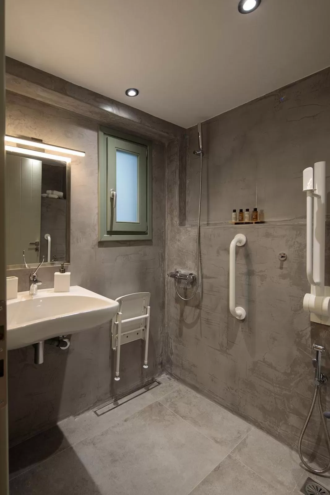 Shower, Bathroom in Makava Suites Naxos