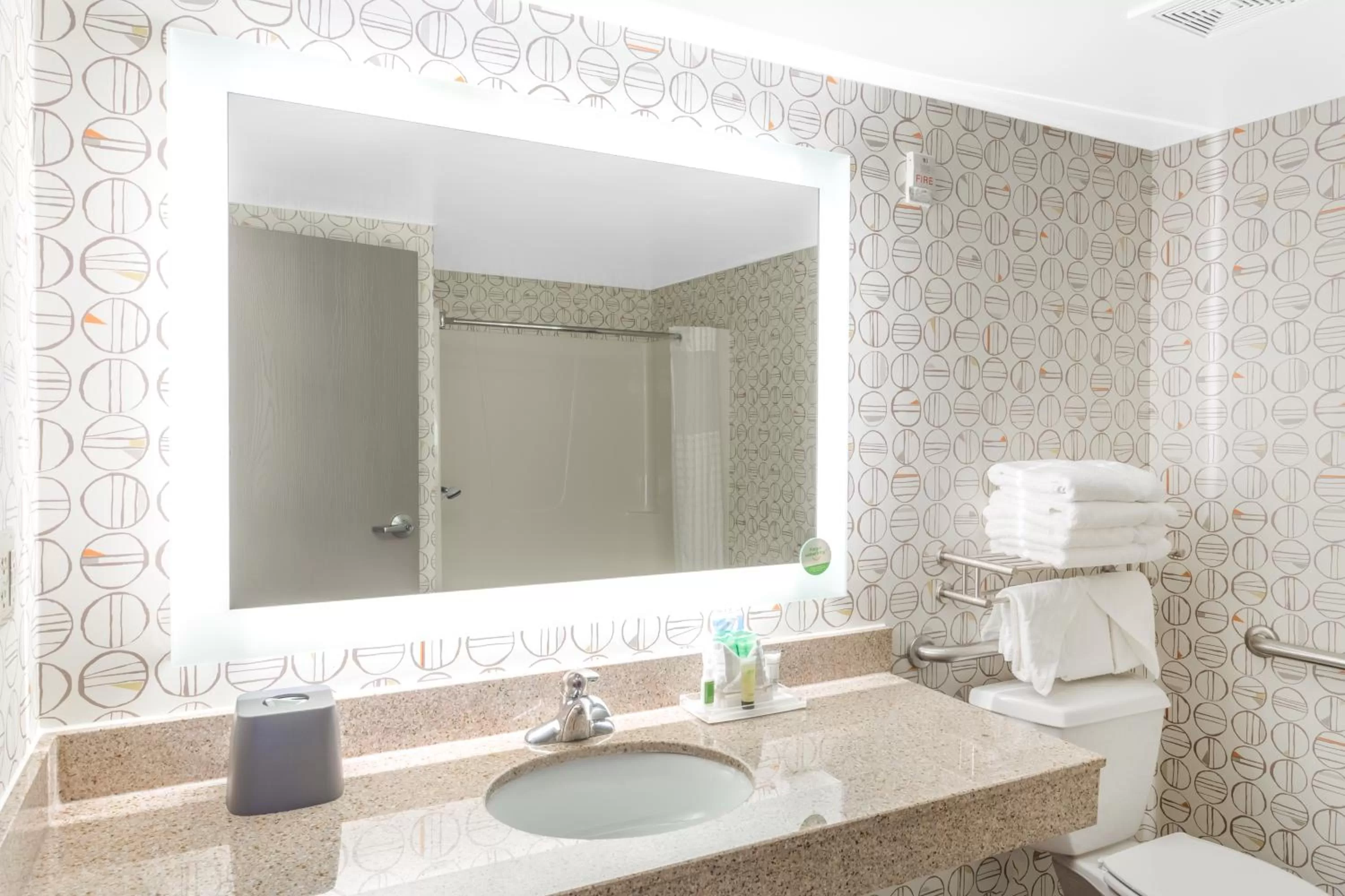 Bathroom in Holiday Inn Rockford by IHG