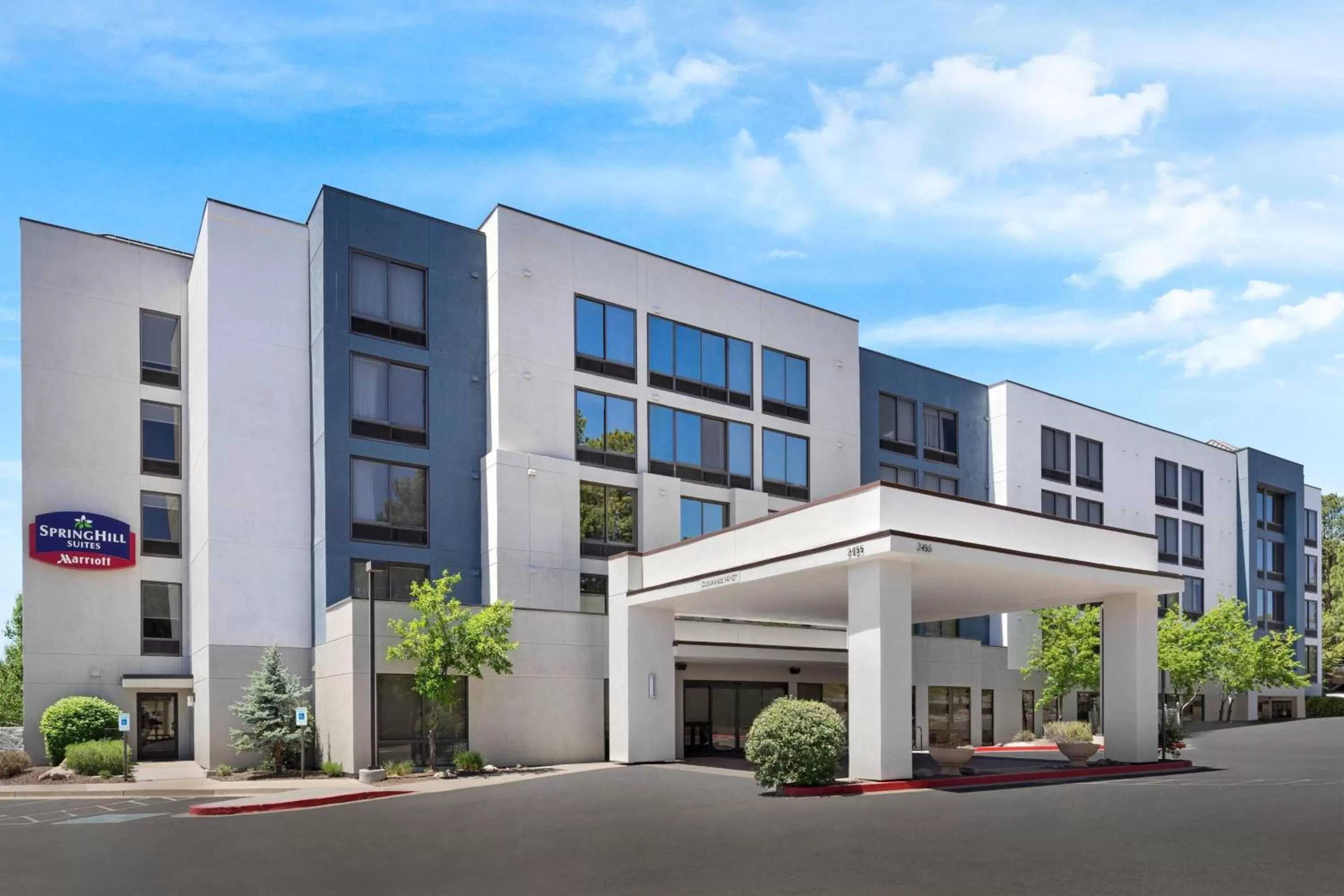 Property building in SpringHill Suites Flagstaff